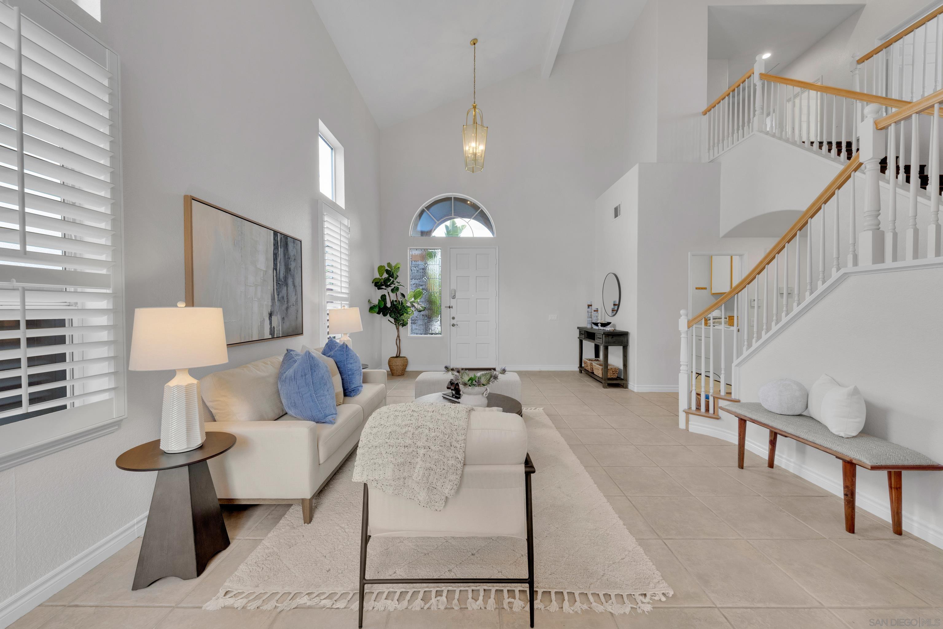 Detail Gallery Image 5 of 70 For 11674  Scripps Creek Dr, San Diego,  CA 92131 - 5 Beds | 3 Baths