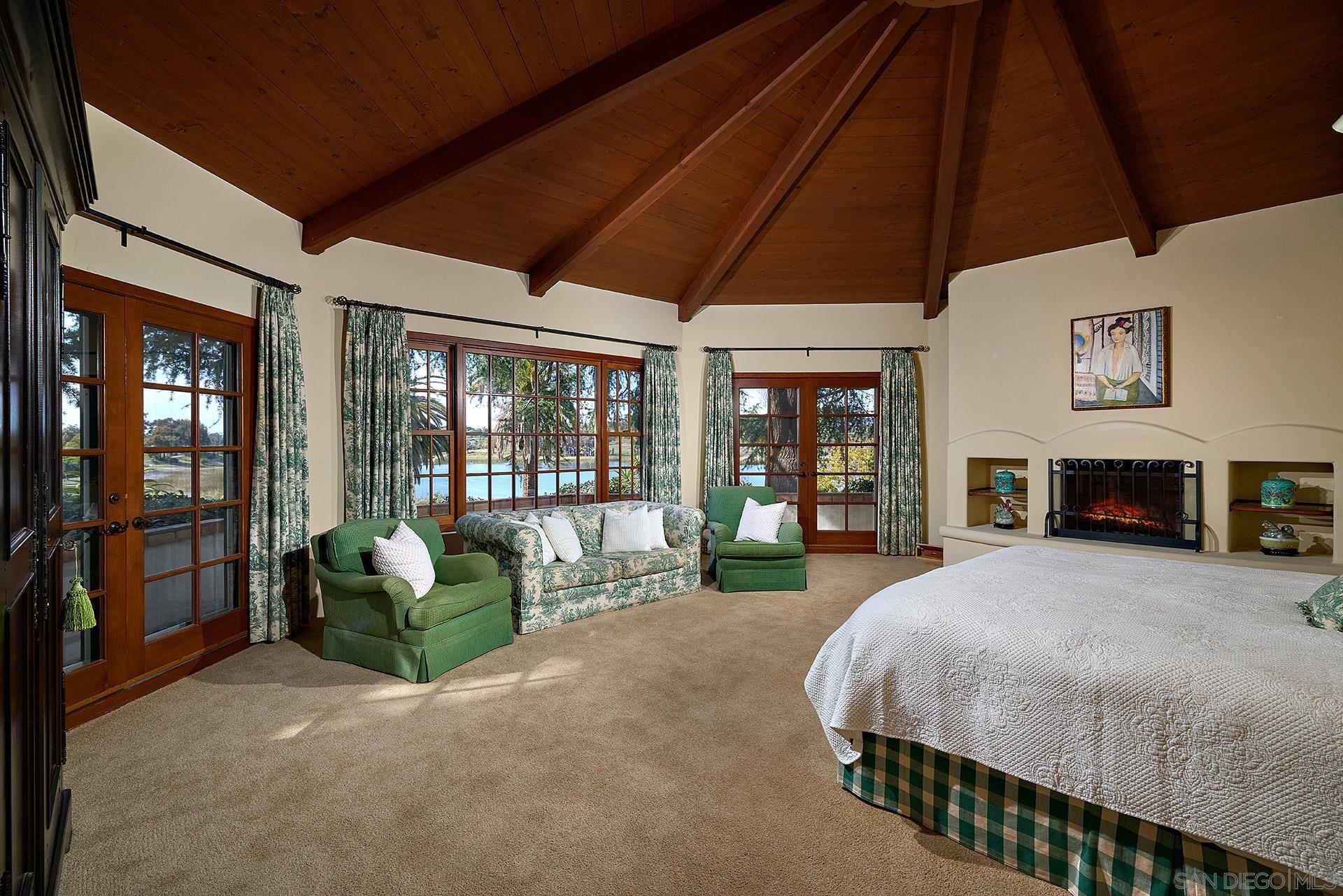 Detail Gallery Image 21 of 47 For 6525  Lago Lindo, Rancho Santa Fe,  CA 92067 - 6 Beds | 8/1 Baths