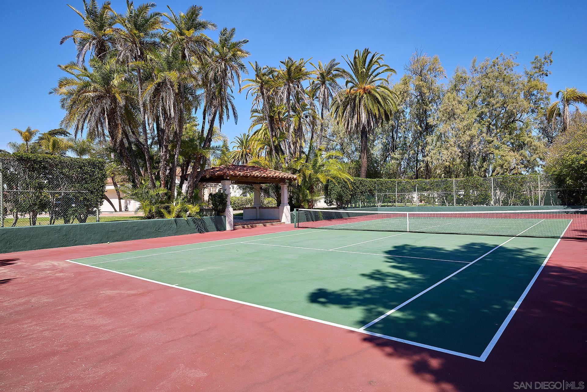 Detail Gallery Image 38 of 47 For 6525  Lago Lindo, Rancho Santa Fe,  CA 92067 - 6 Beds | 8/1 Baths