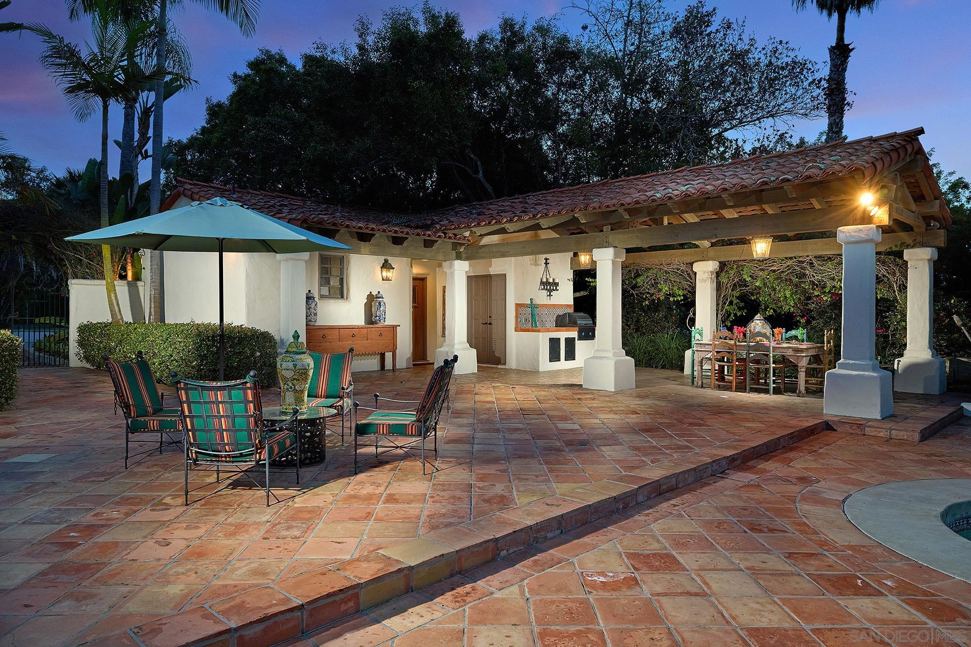 Detail Gallery Image 6 of 46 For 6525  Lago Lindo, Rancho Santa Fe,  CA 92067 - 6 Beds | 8/1 Baths