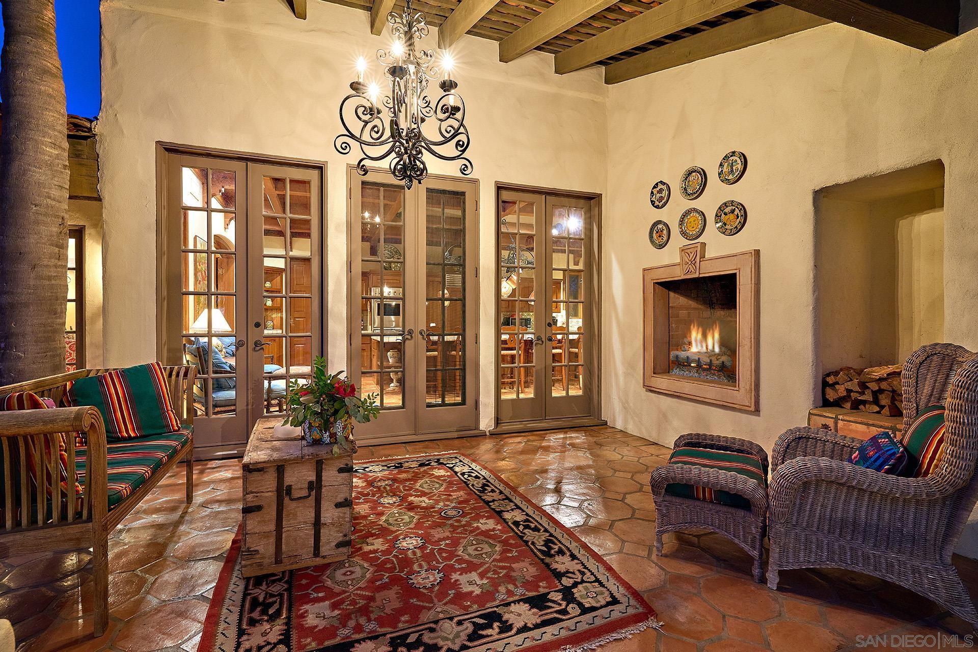 Detail Gallery Image 8 of 47 For 6525  Lago Lindo, Rancho Santa Fe,  CA 92067 - 6 Beds | 8/1 Baths