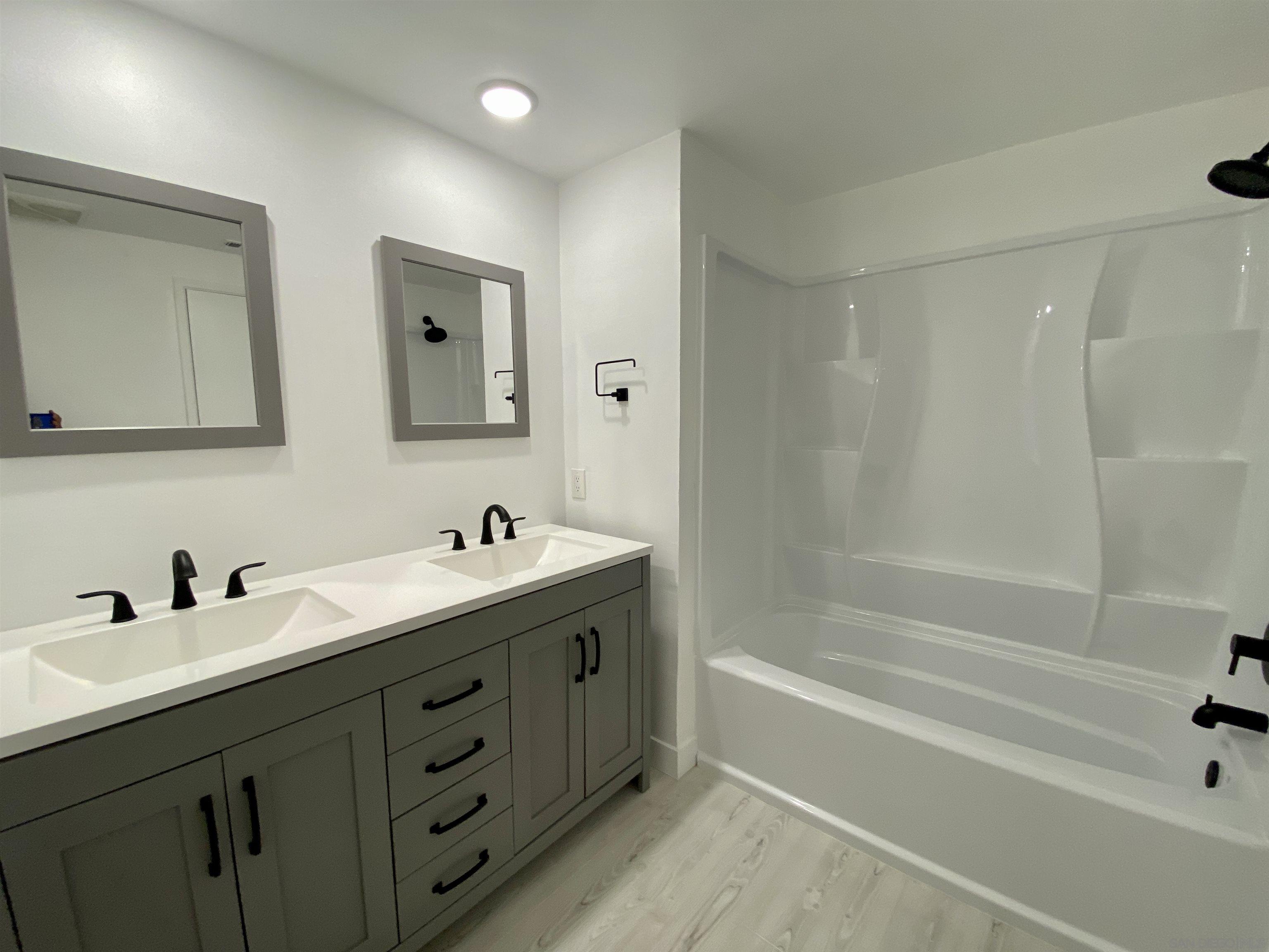 Detail Gallery Image 8 of 31 For 293  Chapalita Dr, Encinitas,  CA 92024 - 4 Beds | 2/1 Baths