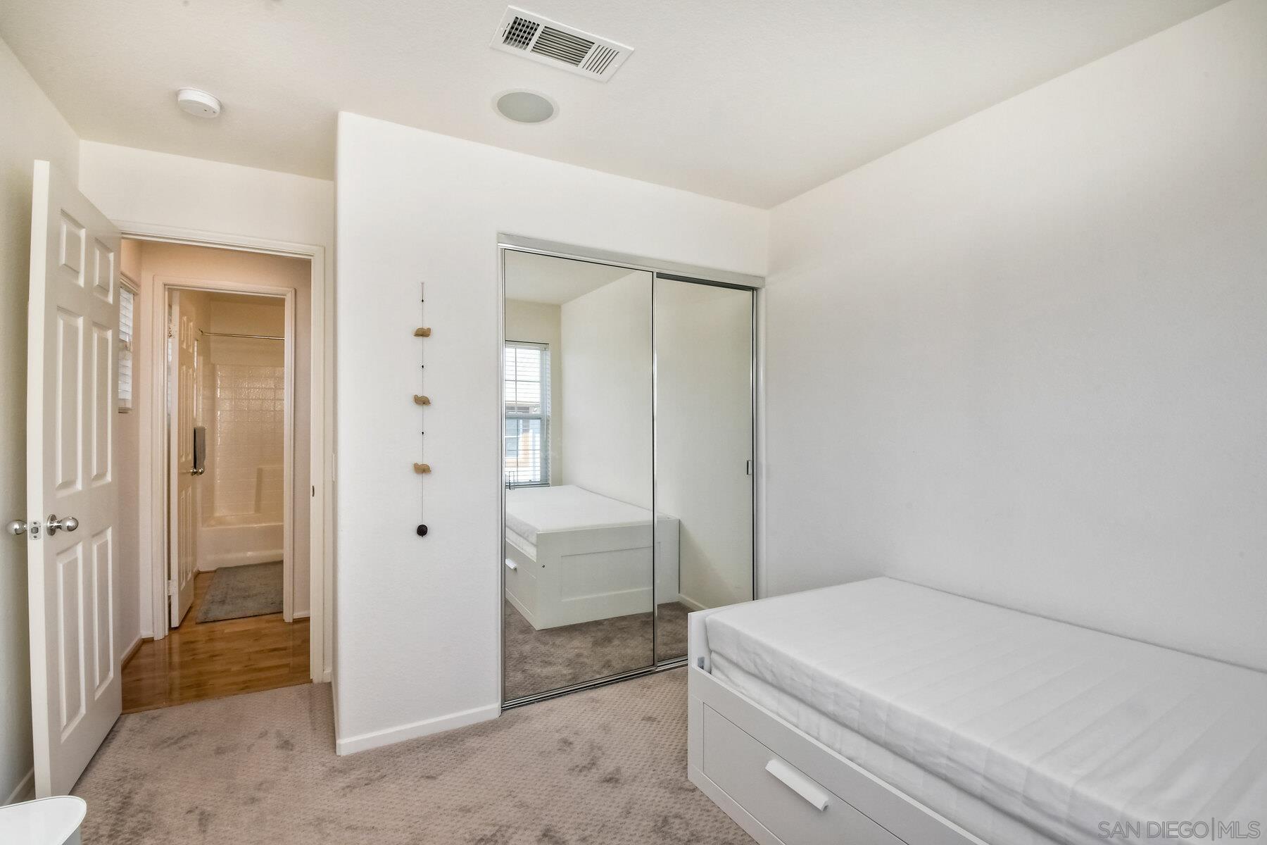 Detail Gallery Image 21 of 34 For 16940  Starling Sight  1, San Diego,  CA 92127 - 2 Beds | 2 Baths