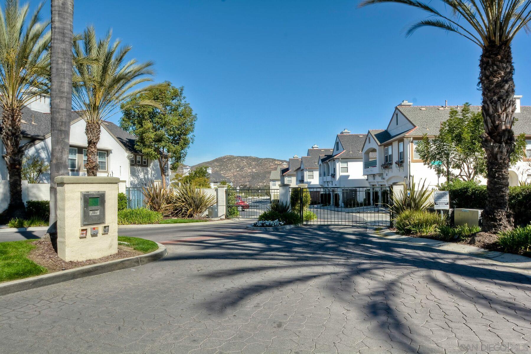 Detail Gallery Image 30 of 34 For 16940  Starling Sight  1, San Diego,  CA 92127 - 2 Beds | 2 Baths