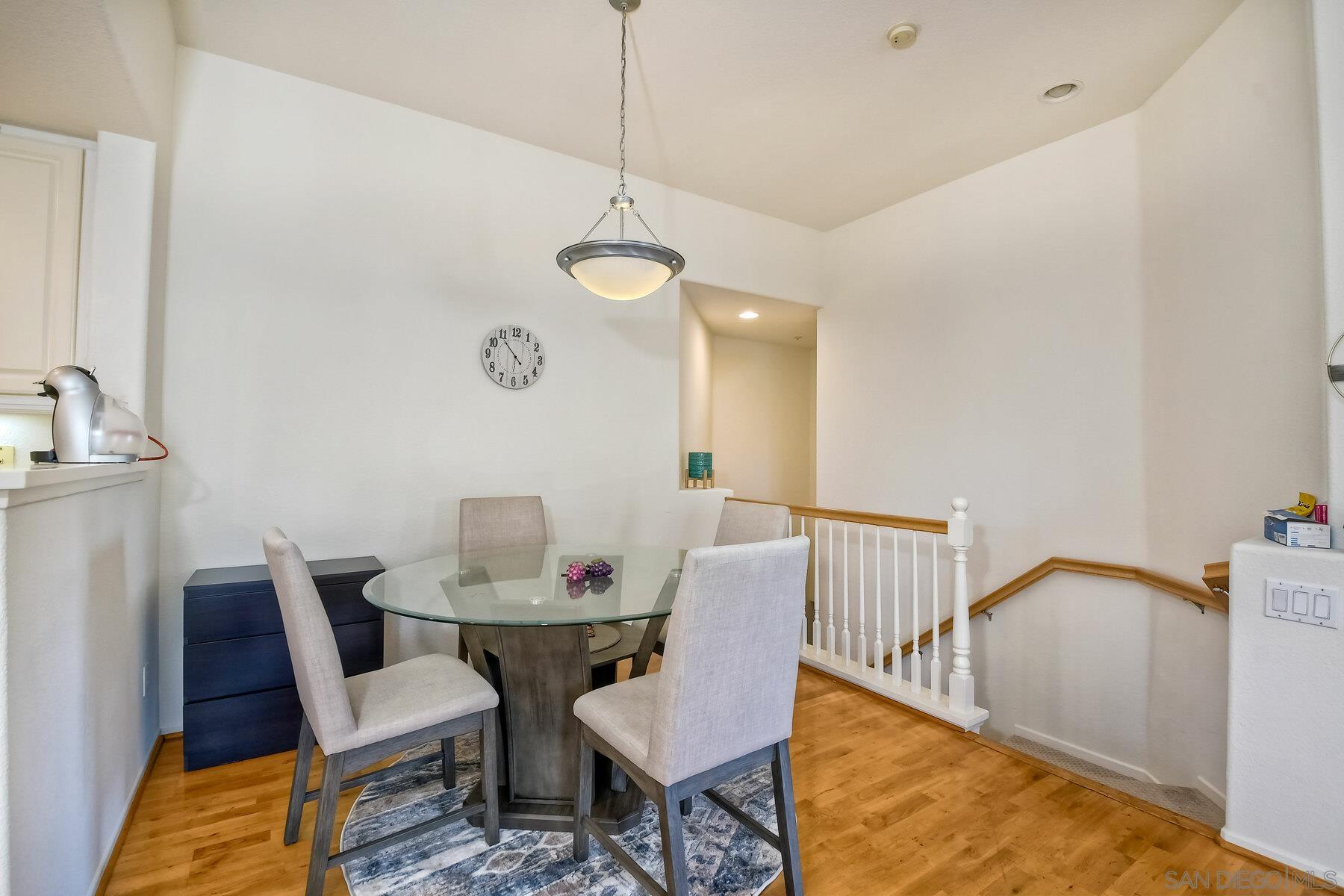 Detail Gallery Image 10 of 34 For 16940  Starling Sight  1, San Diego,  CA 92127 - 2 Beds | 2 Baths