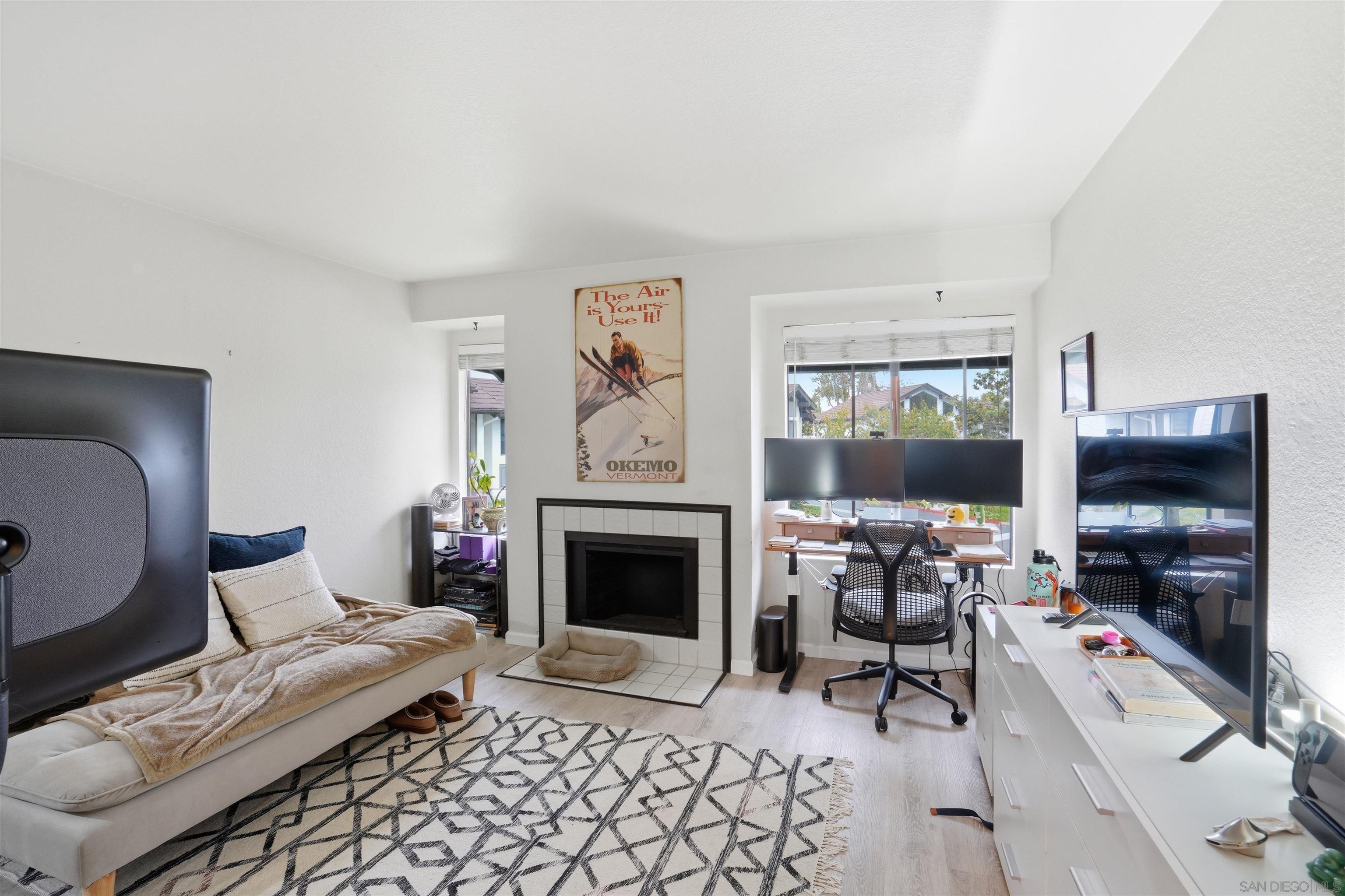 Detail Gallery Image 22 of 37 For 857  Violet Ct, Carlsbad,  CA 92011 - 2 Beds | 1/1 Baths