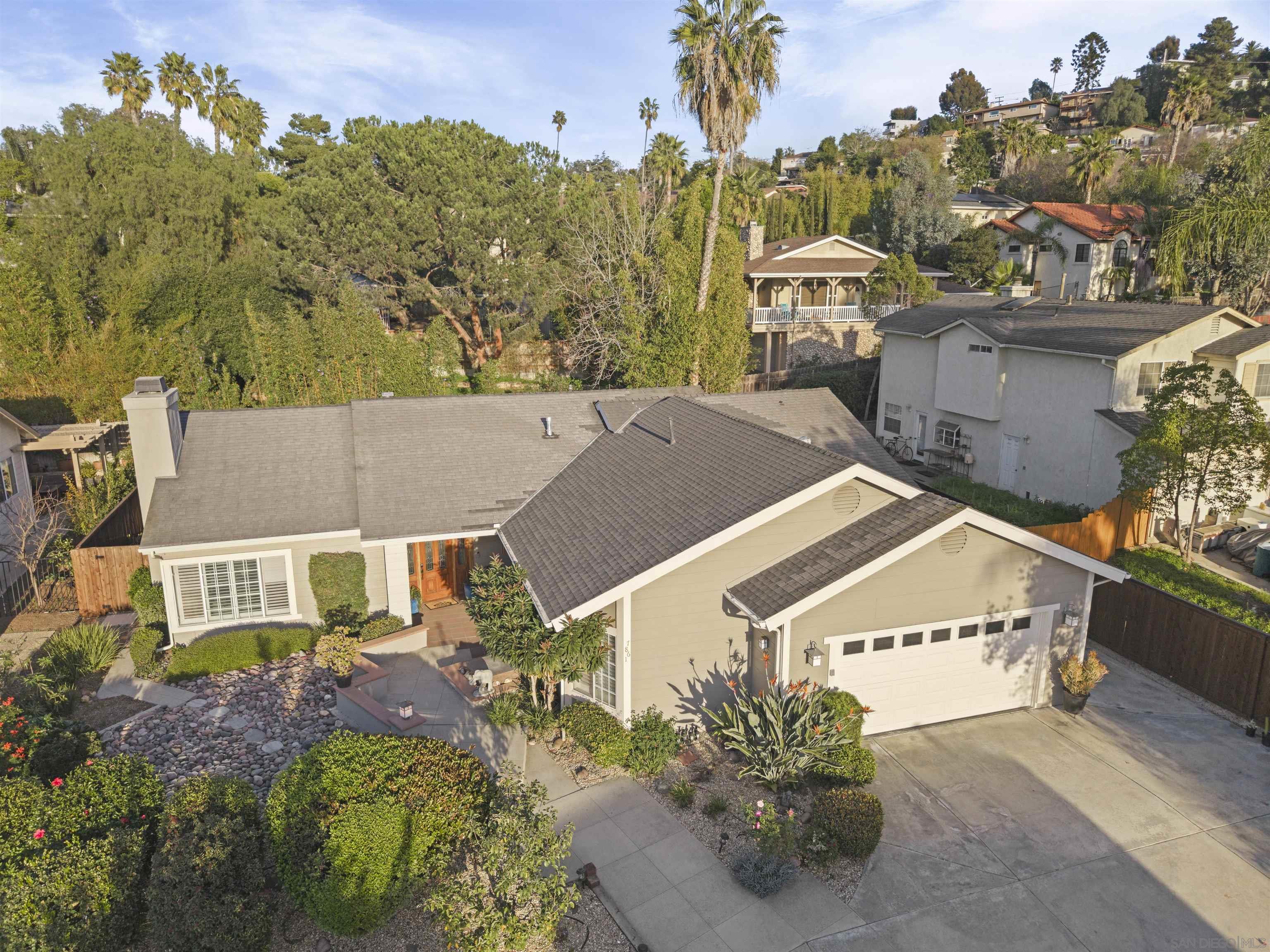 Front Image Thumbnail for SD260003952