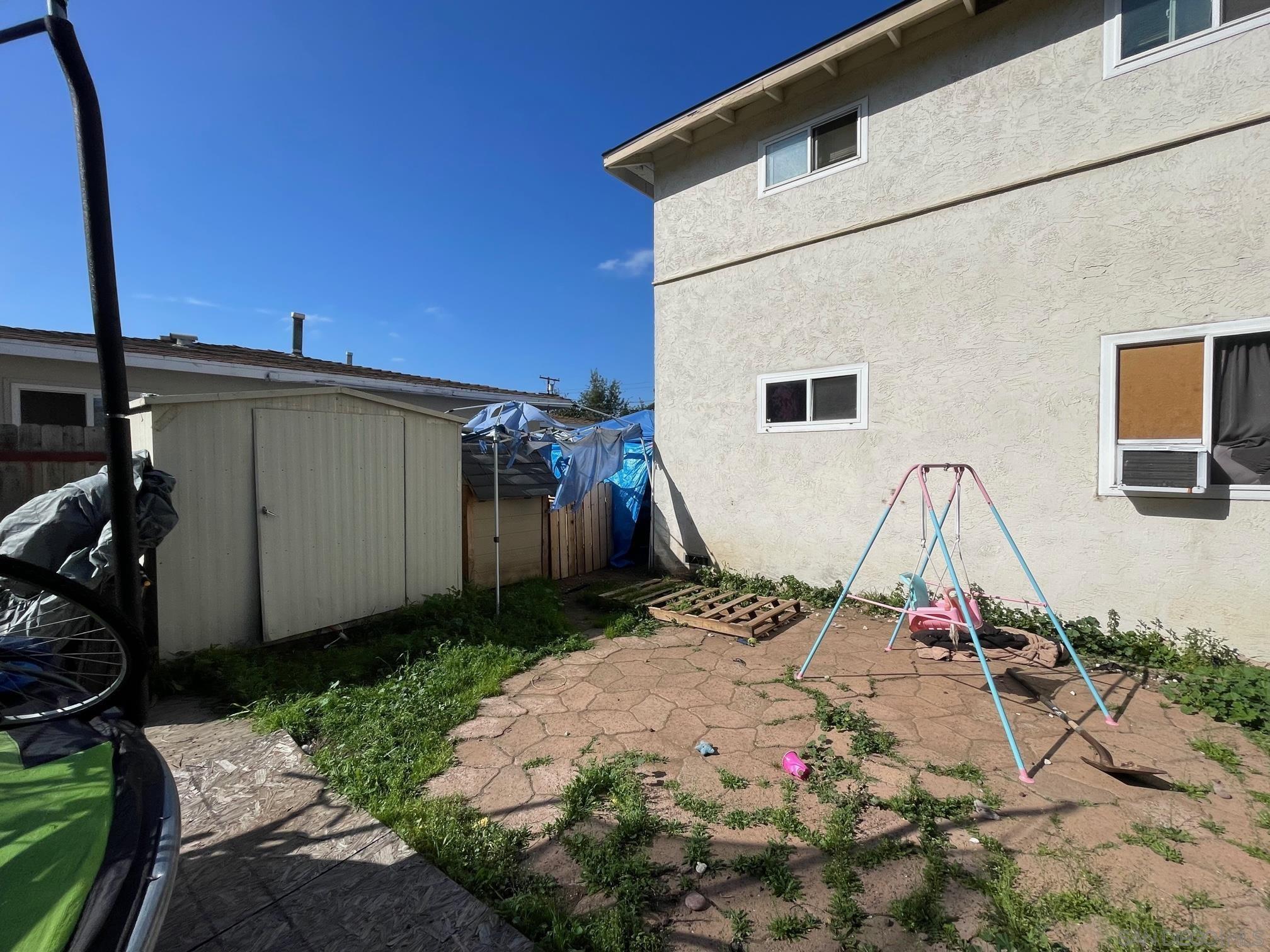 Detail Gallery Image 9 of 10 For 6141-43  Horton Dr, La Mesa,  CA 91942 - – Beds | – Baths