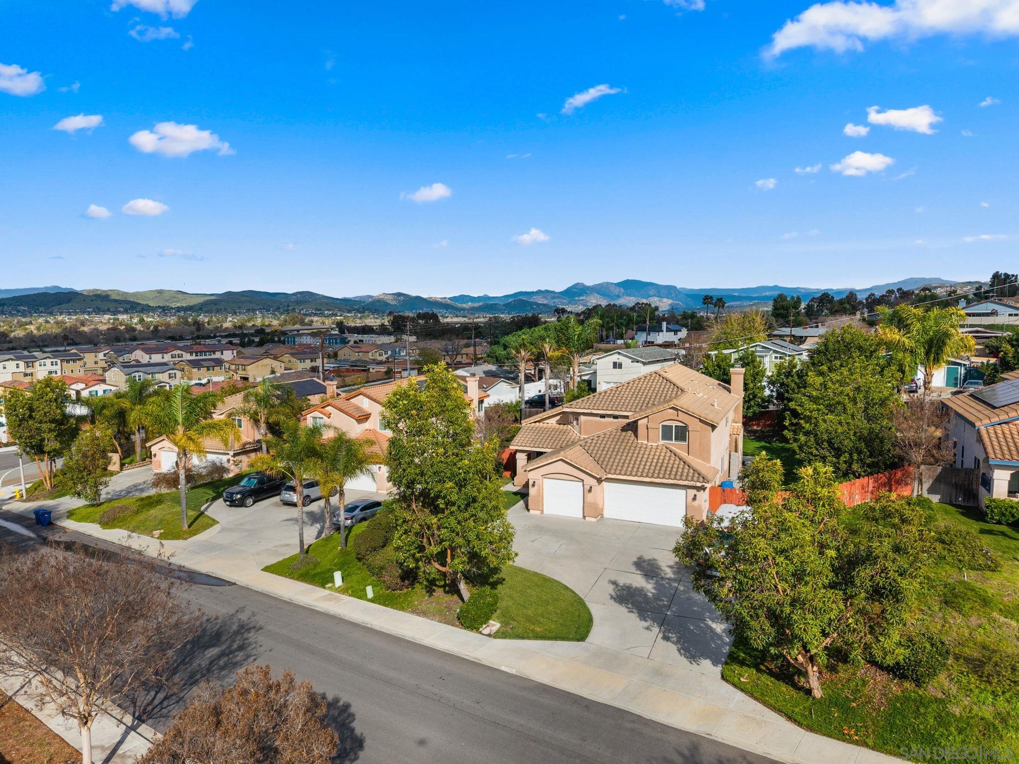 Detail Gallery Image 2 of 50 For 8569  Prospect Ct, Santee,  CA 92071 - 4 Beds | 3 Baths