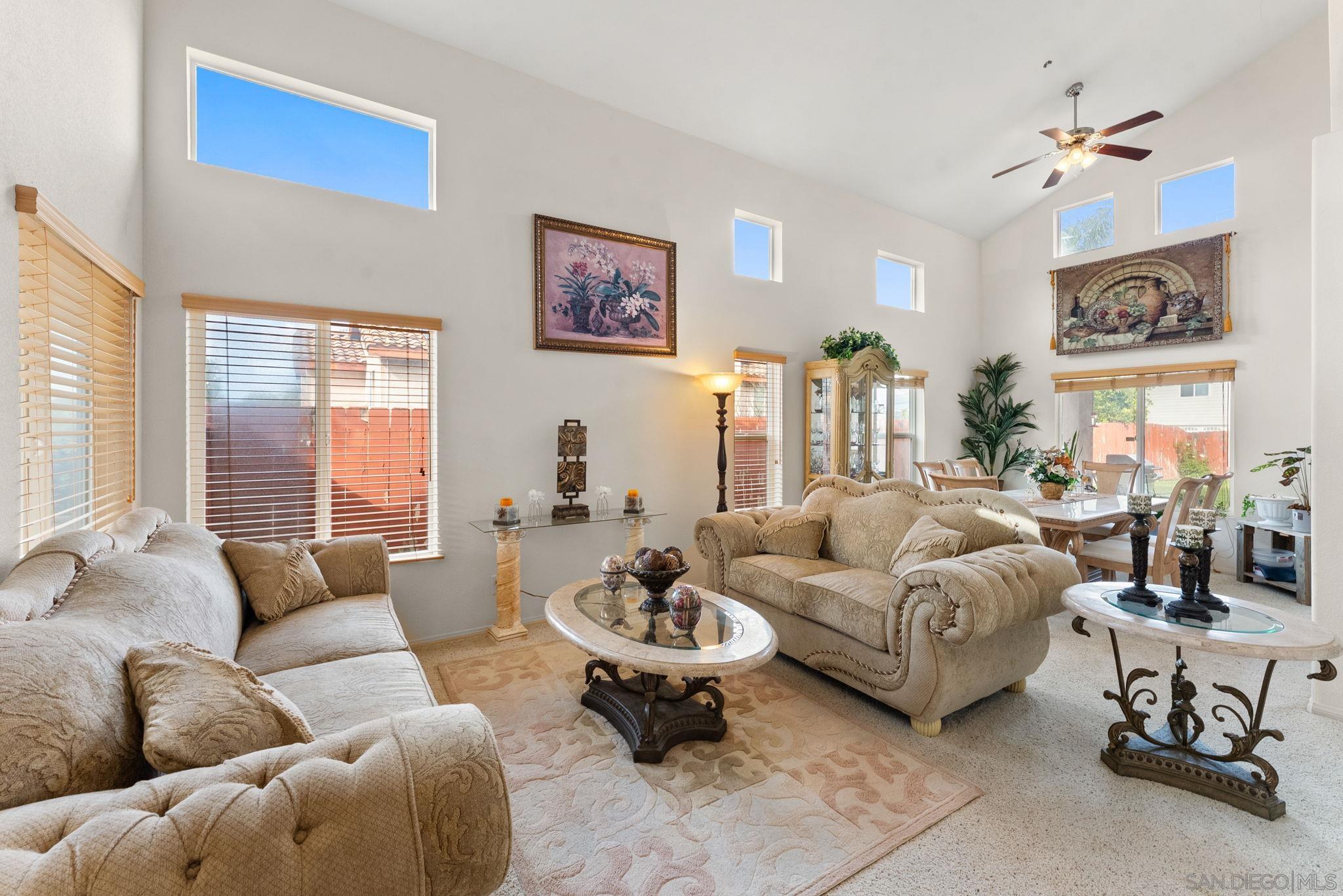 Detail Gallery Image 9 of 50 For 8569  Prospect Ct, Santee,  CA 92071 - 4 Beds | 3 Baths