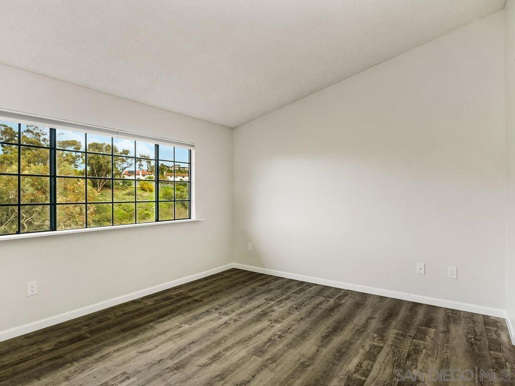 Detail Gallery Image 15 of 30 For 2822  Winthrop Ave, Carlsbad,  CA 92010 - 2 Beds | 2 Baths