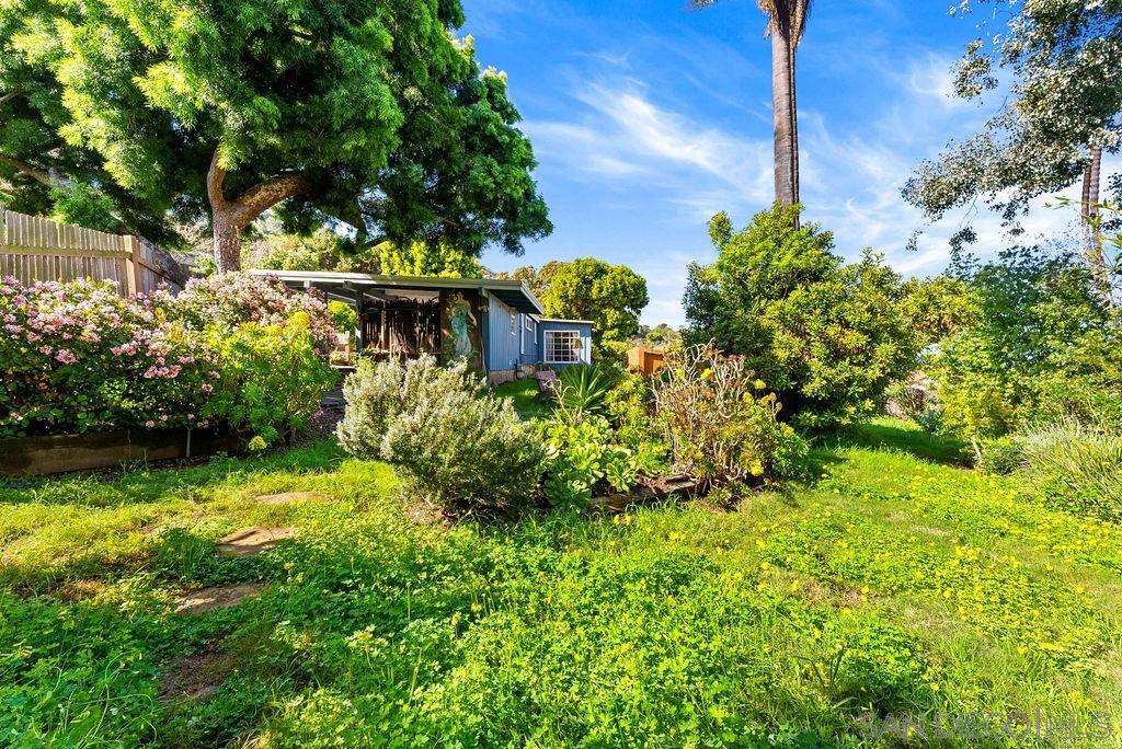 Detail Gallery Image 13 of 15 For 2820  Hidden Valley Road, La Jolla,  CA 92037 - 3 Beds | 2 Baths