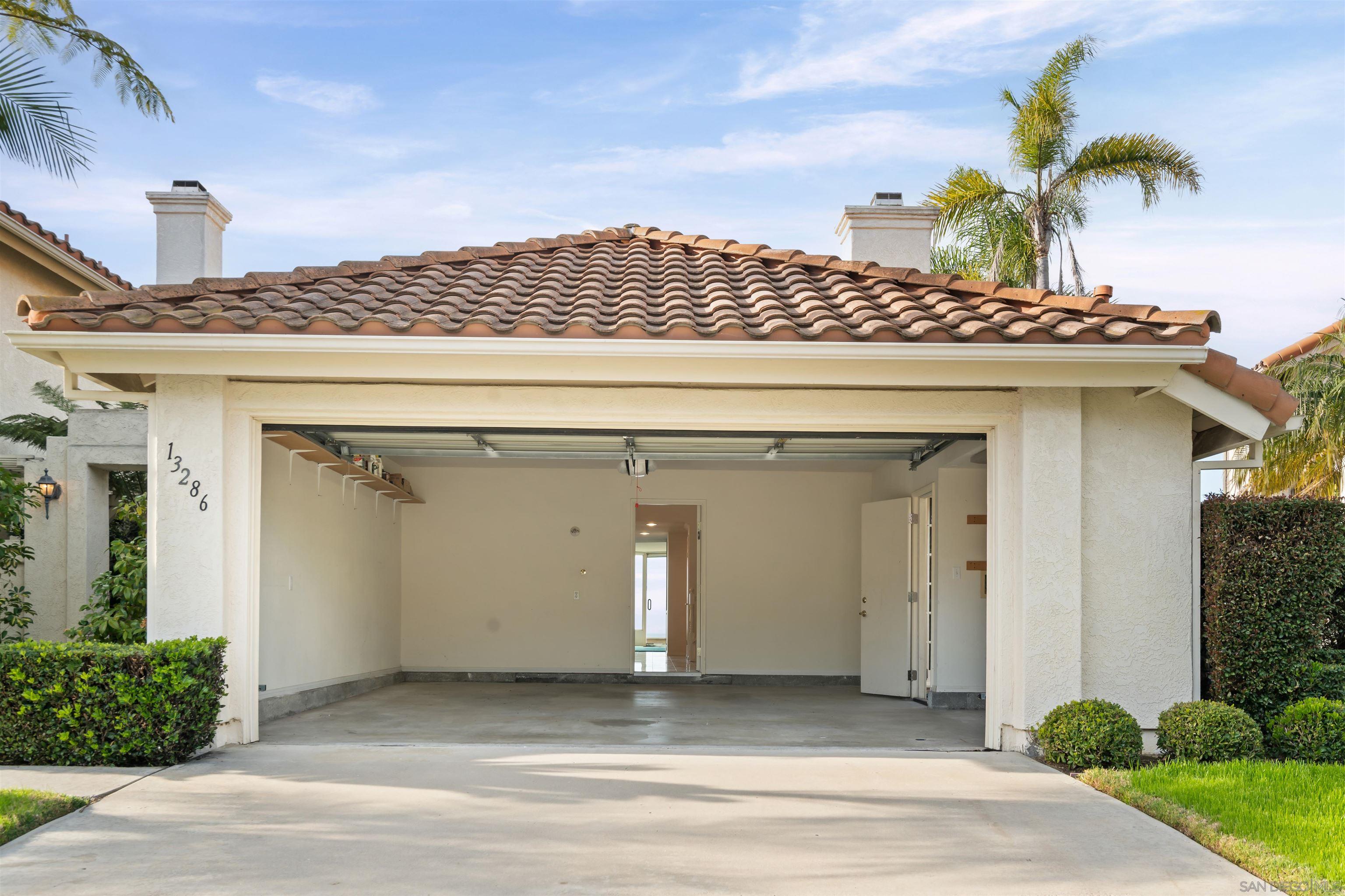 Detail Gallery Image 13 of 65 For 13286  Ocean Vista Rd, San Diego,  CA 92130 - 3 Beds | 3/1 Baths