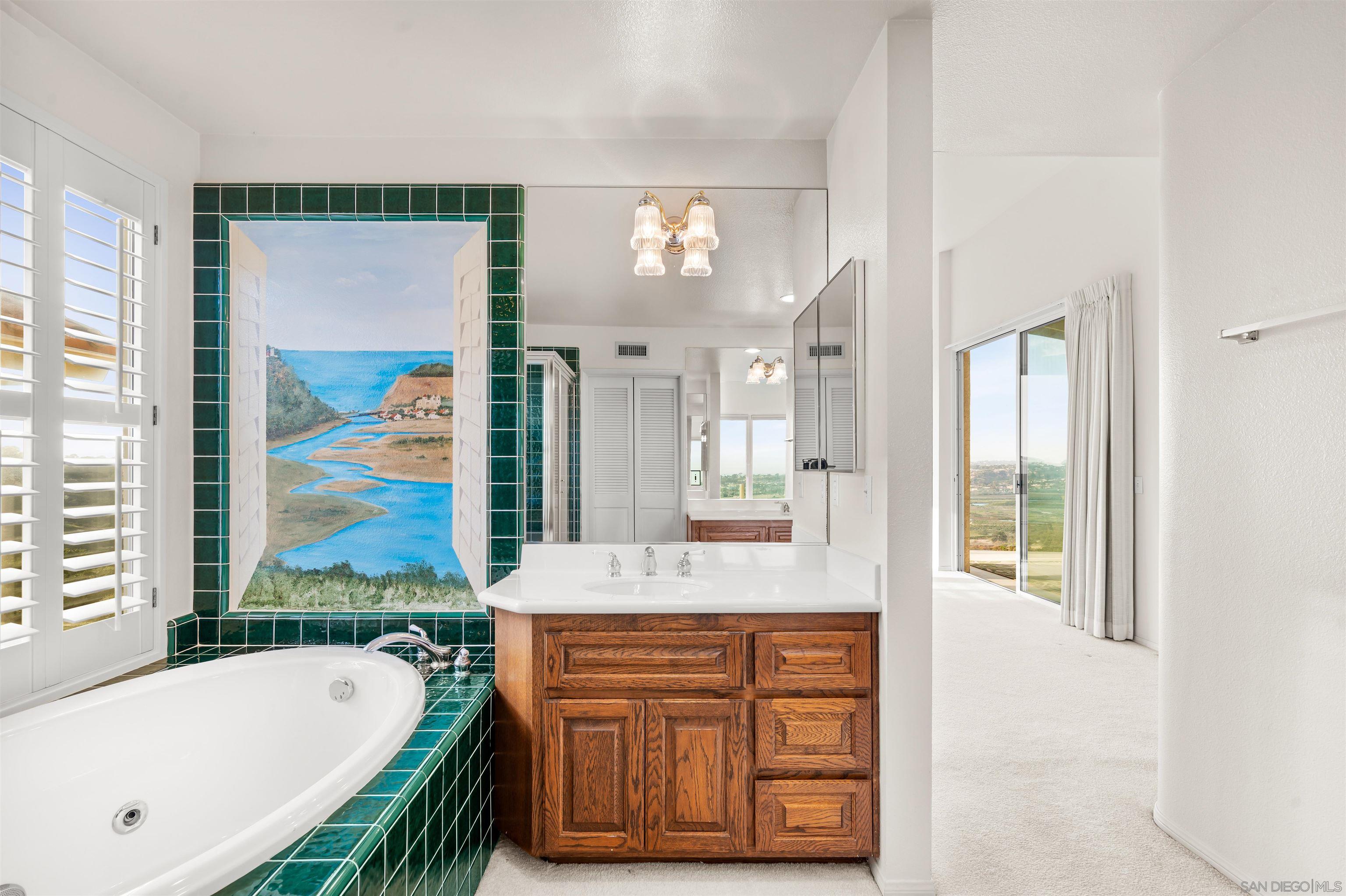 Detail Gallery Image 42 of 65 For 13286  Ocean Vista Rd, San Diego,  CA 92130 - 3 Beds | 3/1 Baths