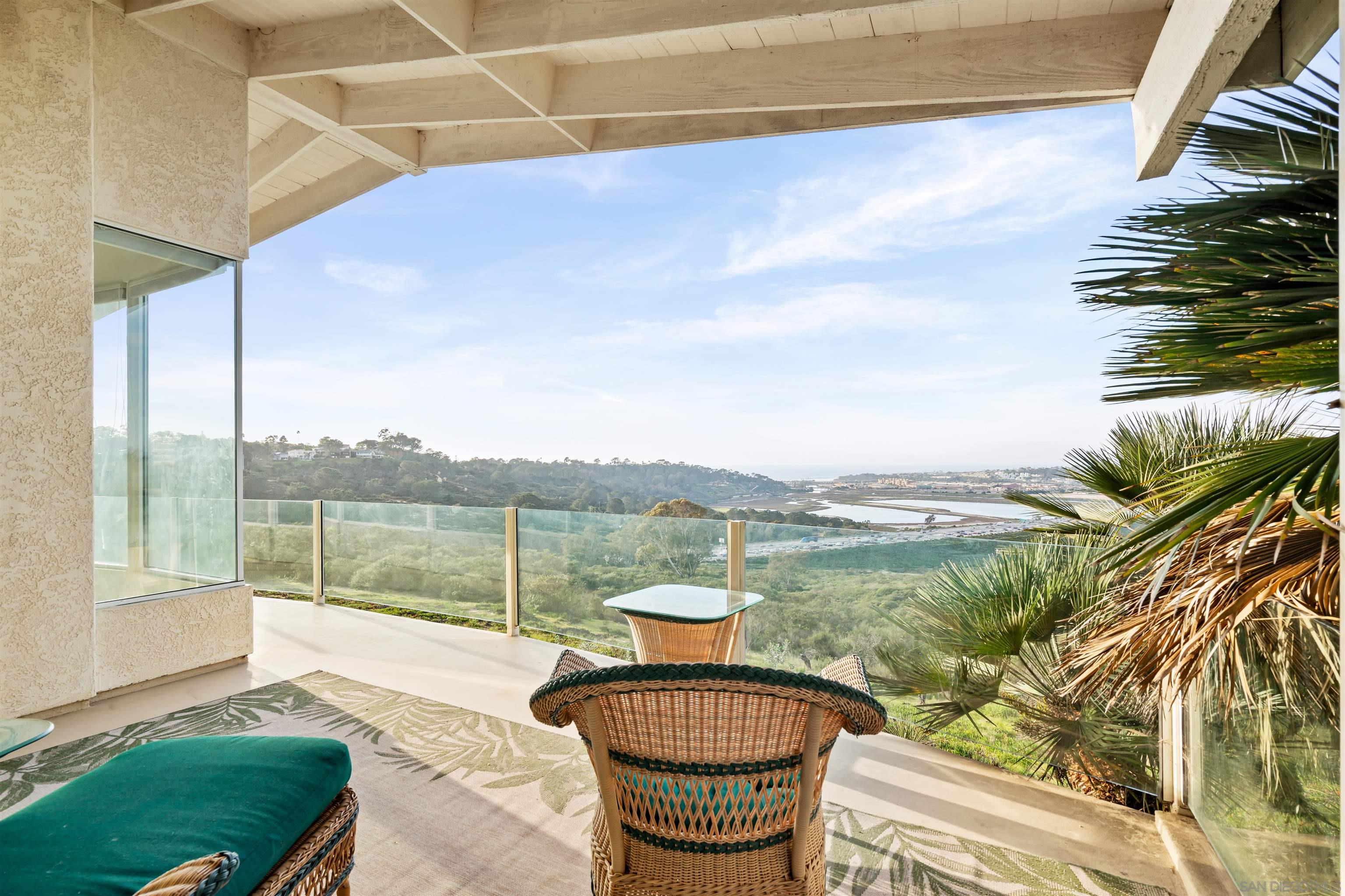 Detail Gallery Image 9 of 65 For 13286  Ocean Vista Rd, San Diego,  CA 92130 - 3 Beds | 3/1 Baths