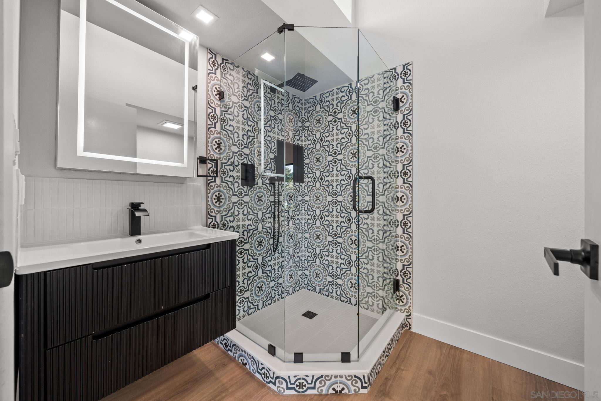 Detail Gallery Image 28 of 29 For 2029  Del Mar Heights Rd, Del Mar,  CA 92014 - 4 Beds | 4/1 Baths