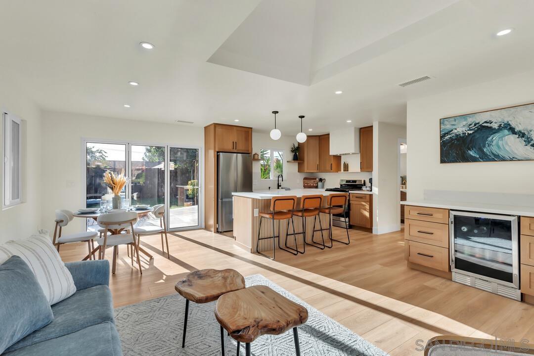 Detail Gallery Image 11 of 27 For 5402  Cole St, San Diego,  CA 92117 - 4 Beds | 2/1 Baths