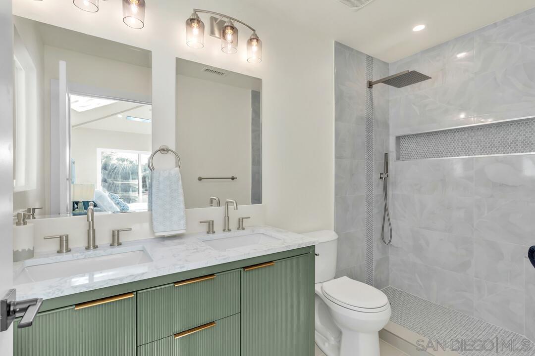 Detail Gallery Image 17 of 27 For 5402  Cole St, San Diego,  CA 92117 - 4 Beds | 2/1 Baths