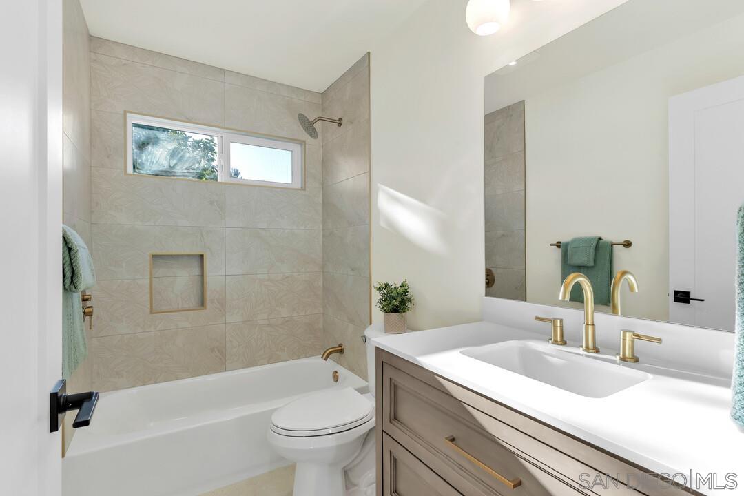 Detail Gallery Image 19 of 27 For 5402  Cole St, San Diego,  CA 92117 - 4 Beds | 2/1 Baths