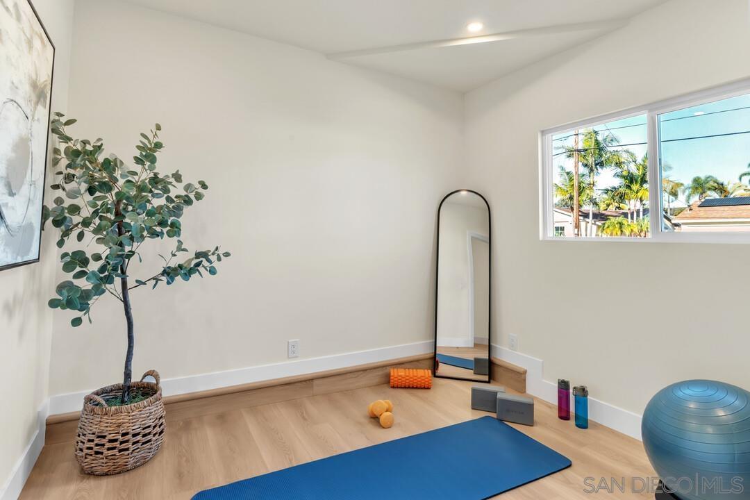 Detail Gallery Image 21 of 27 For 5402  Cole St, San Diego,  CA 92117 - 4 Beds | 2/1 Baths