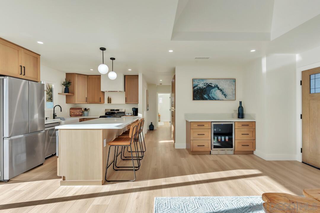 Detail Gallery Image 10 of 27 For 5402  Cole St, San Diego,  CA 92117 - 4 Beds | 2/1 Baths