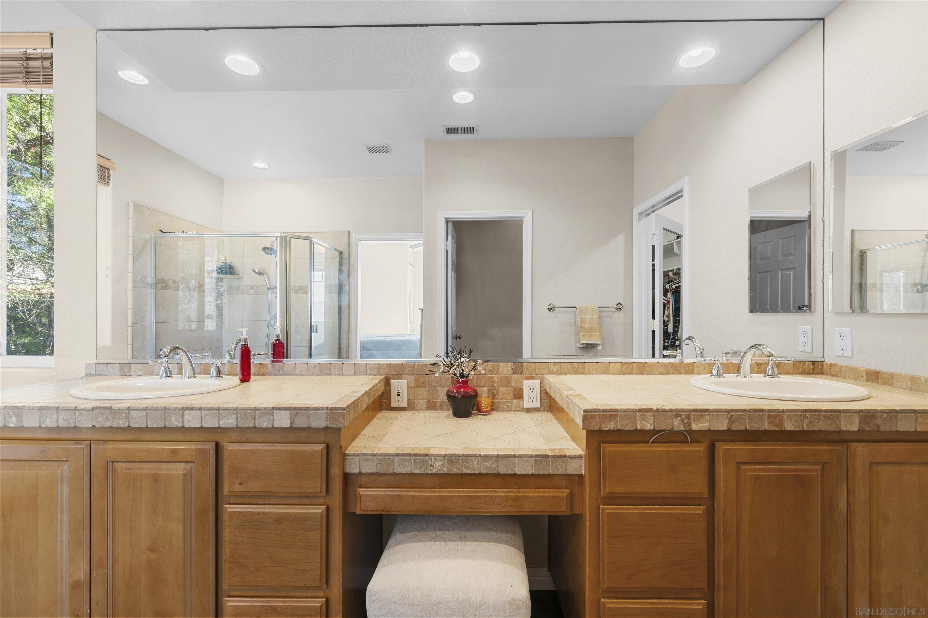 Detail Gallery Image 14 of 26 For 24534  Rutherford Rd, Ramona,  CA 92065 - 4 Beds | 3 Baths