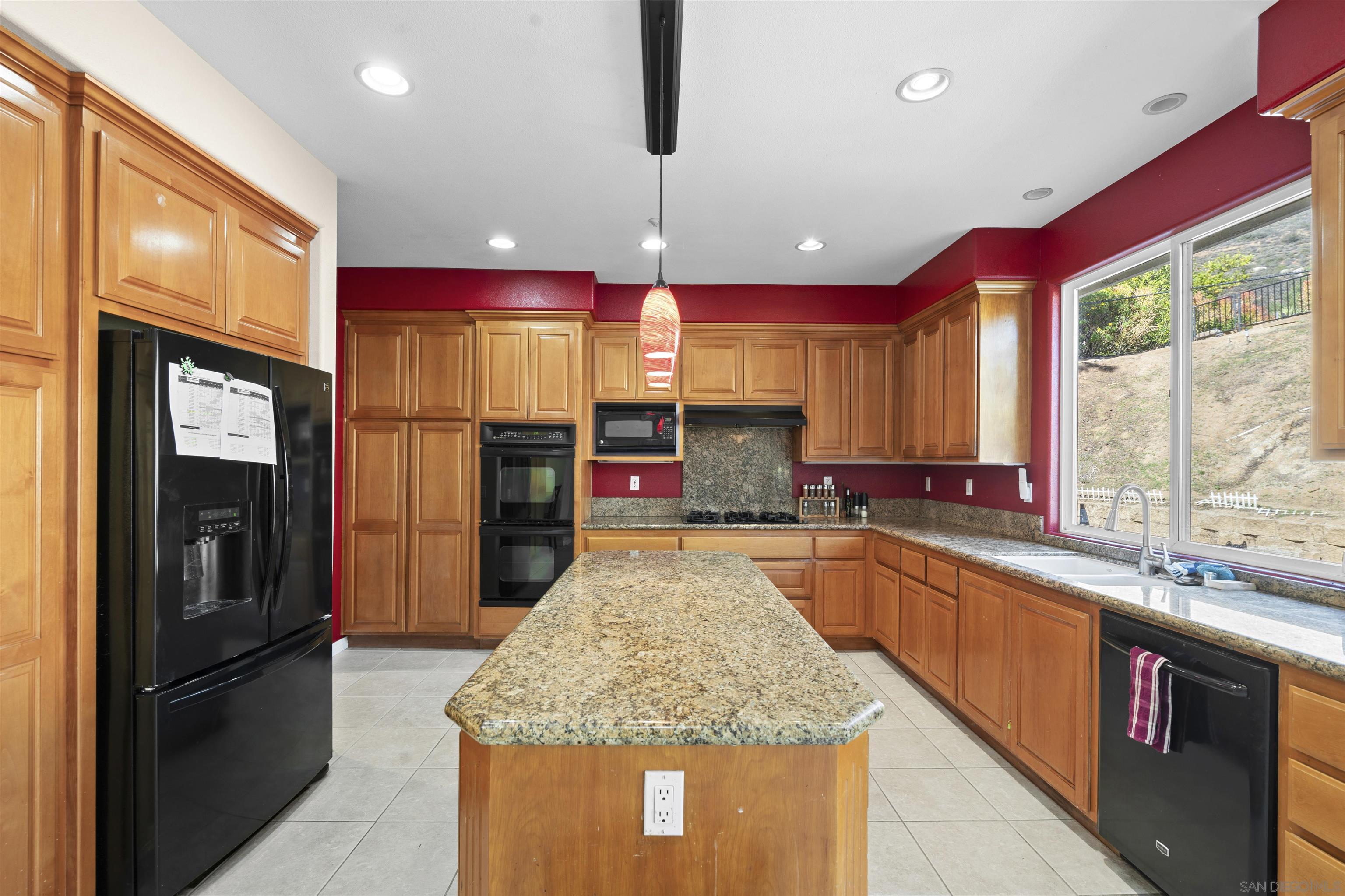 Detail Gallery Image 8 of 26 For 24534  Rutherford Rd, Ramona,  CA 92065 - 4 Beds | 3 Baths