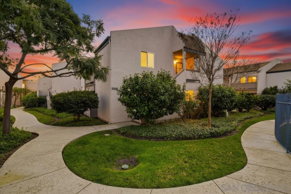 Front Image Thumbnail for SD260003975