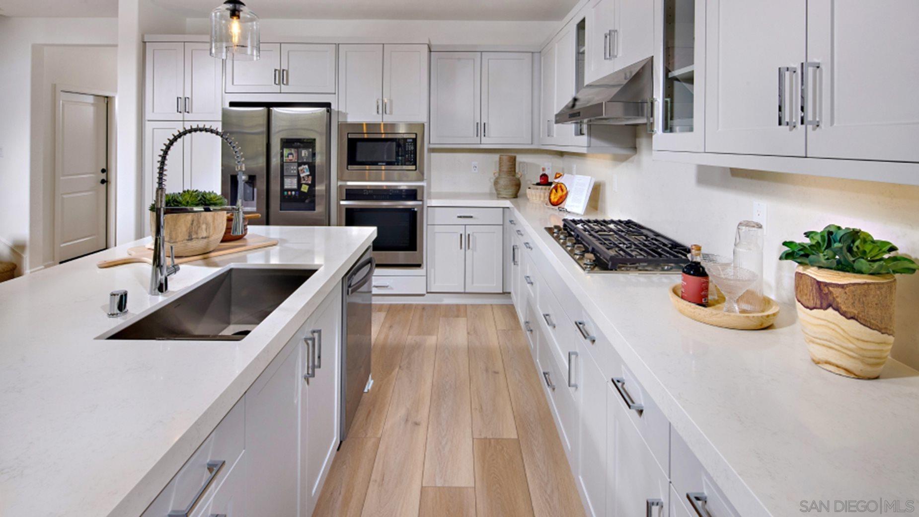 Detail Gallery Image 3 of 17 For 12292  Alison Way, San Diego,  CA 92129 - 3 Beds | 2/1 Baths