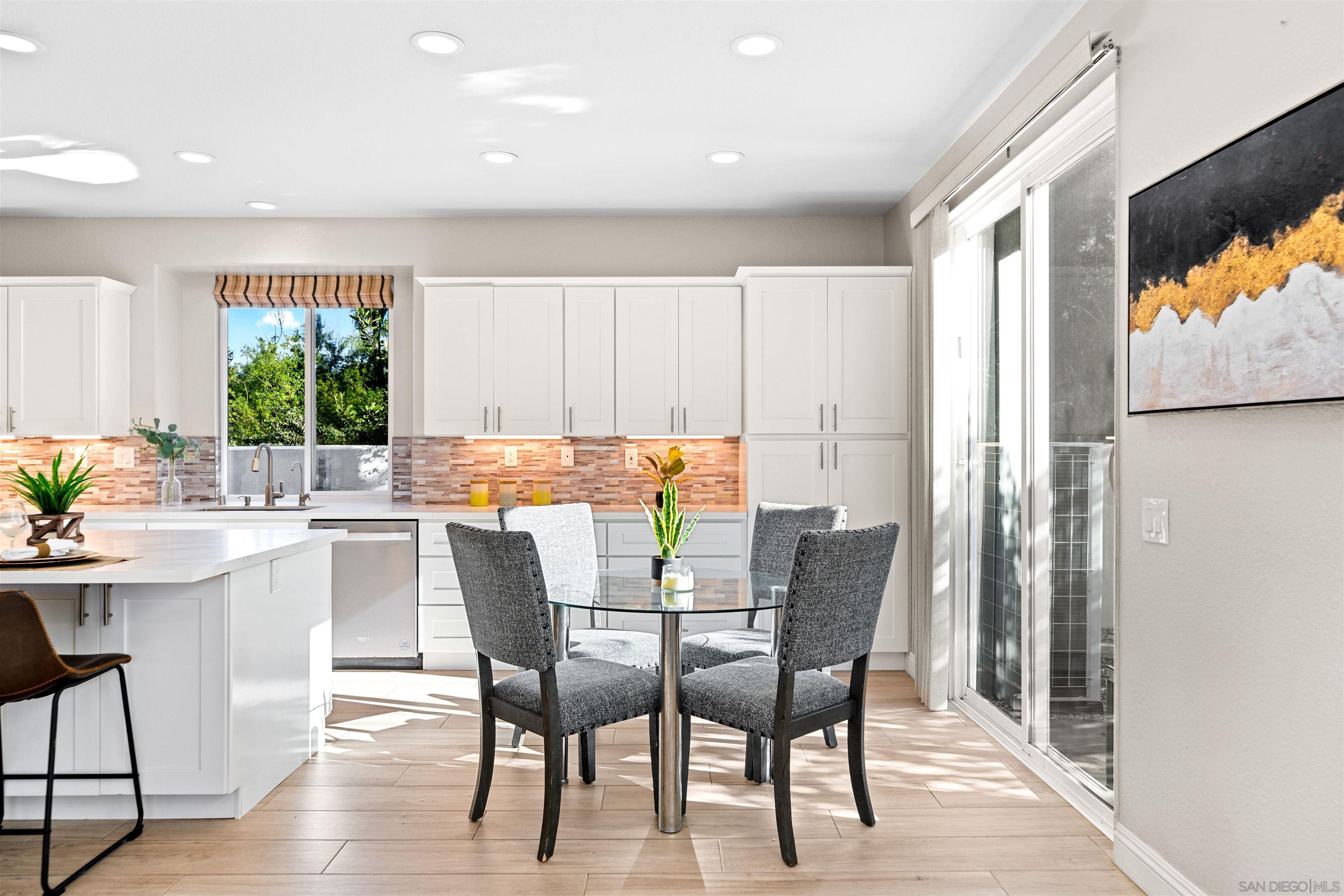 Detail Gallery Image 19 of 53 For 11243  Corte Isabelino, San Diego,  CA 92130 - 4 Beds | 2/1 Baths