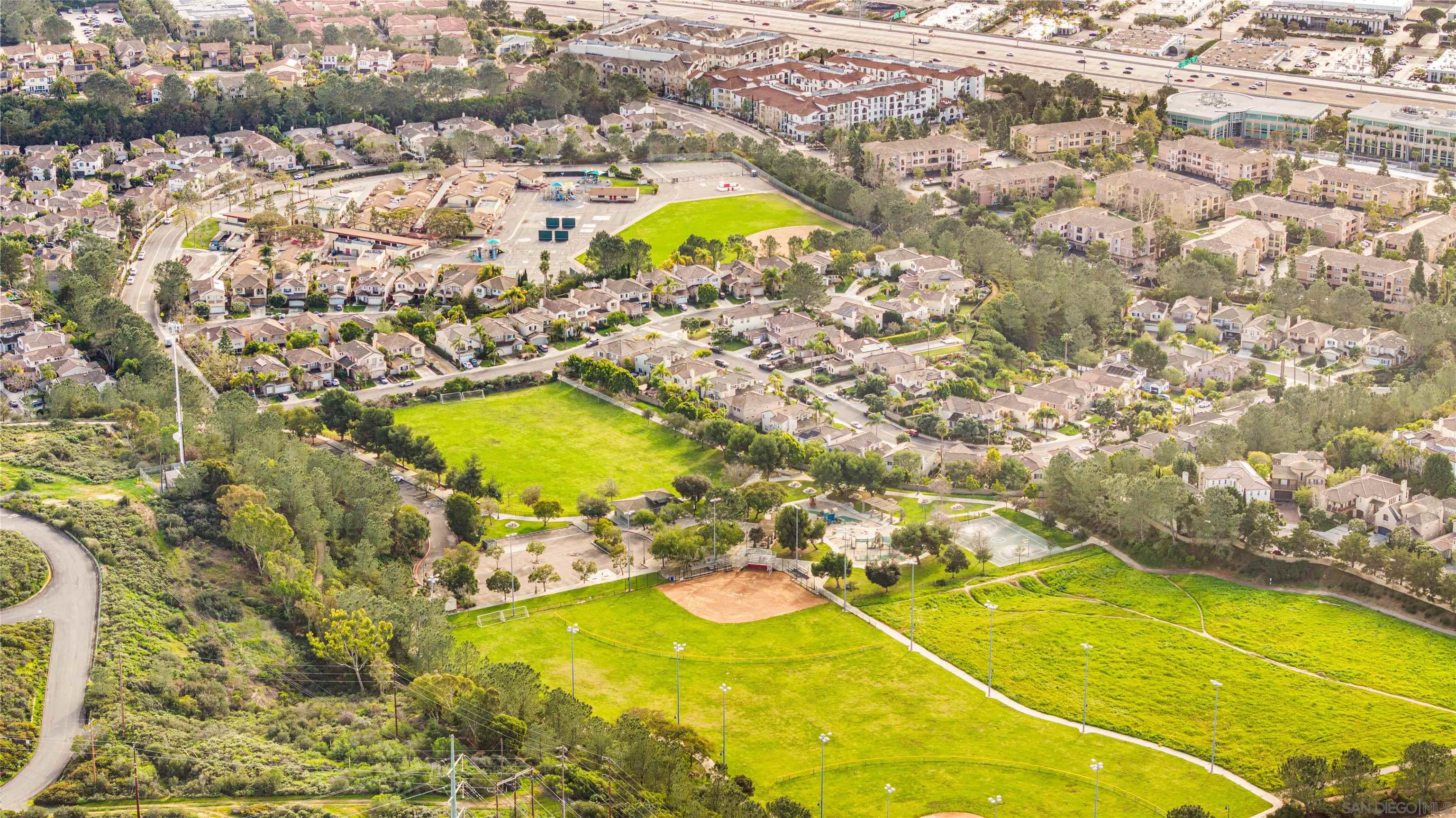 Detail Gallery Image 52 of 53 For 11243  Corte Isabelino, San Diego,  CA 92130 - 4 Beds | 2/1 Baths