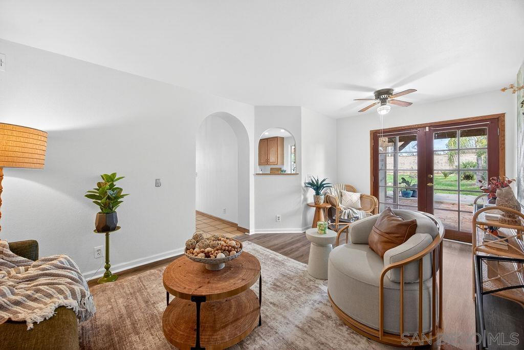 Detail Gallery Image 13 of 42 For 31218  Comotilo Ct, Temecula,  CA 92592 - 3 Beds | 2/1 Baths