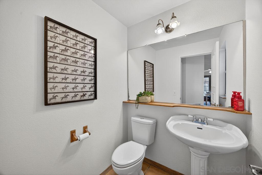 Detail Gallery Image 23 of 42 For 31218  Comotilo Ct, Temecula,  CA 92592 - 3 Beds | 2/1 Baths