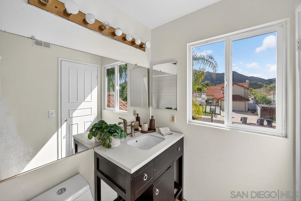 Detail Gallery Image 30 of 42 For 31218  Comotilo Ct, Temecula,  CA 92592 - 3 Beds | 2/1 Baths