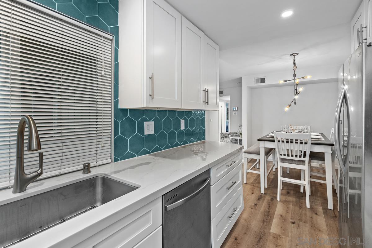 Detail Gallery Image 8 of 21 For 5350  Baltimore Dr  #22,  La Mesa,  CA 91942 - 2 Beds | 2 Baths