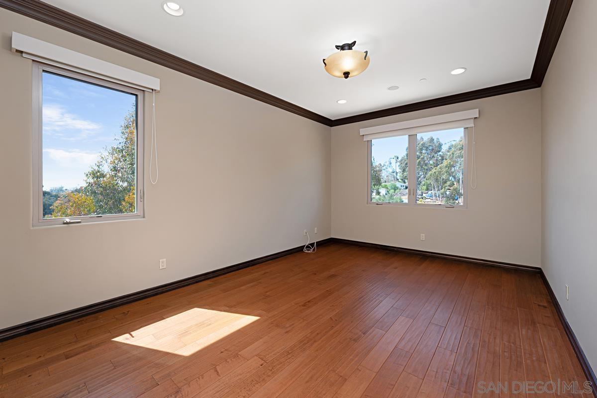 Detail Gallery Image 36 of 42 For 3745  Vista Pointe, Bonita,  CA 91902 - 6 Beds | 5/1 Baths