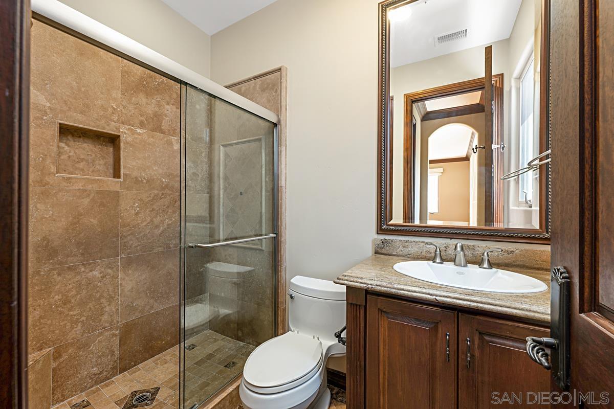 Detail Gallery Image 37 of 42 For 3745  Vista Pointe, Bonita,  CA 91902 - 6 Beds | 5/1 Baths