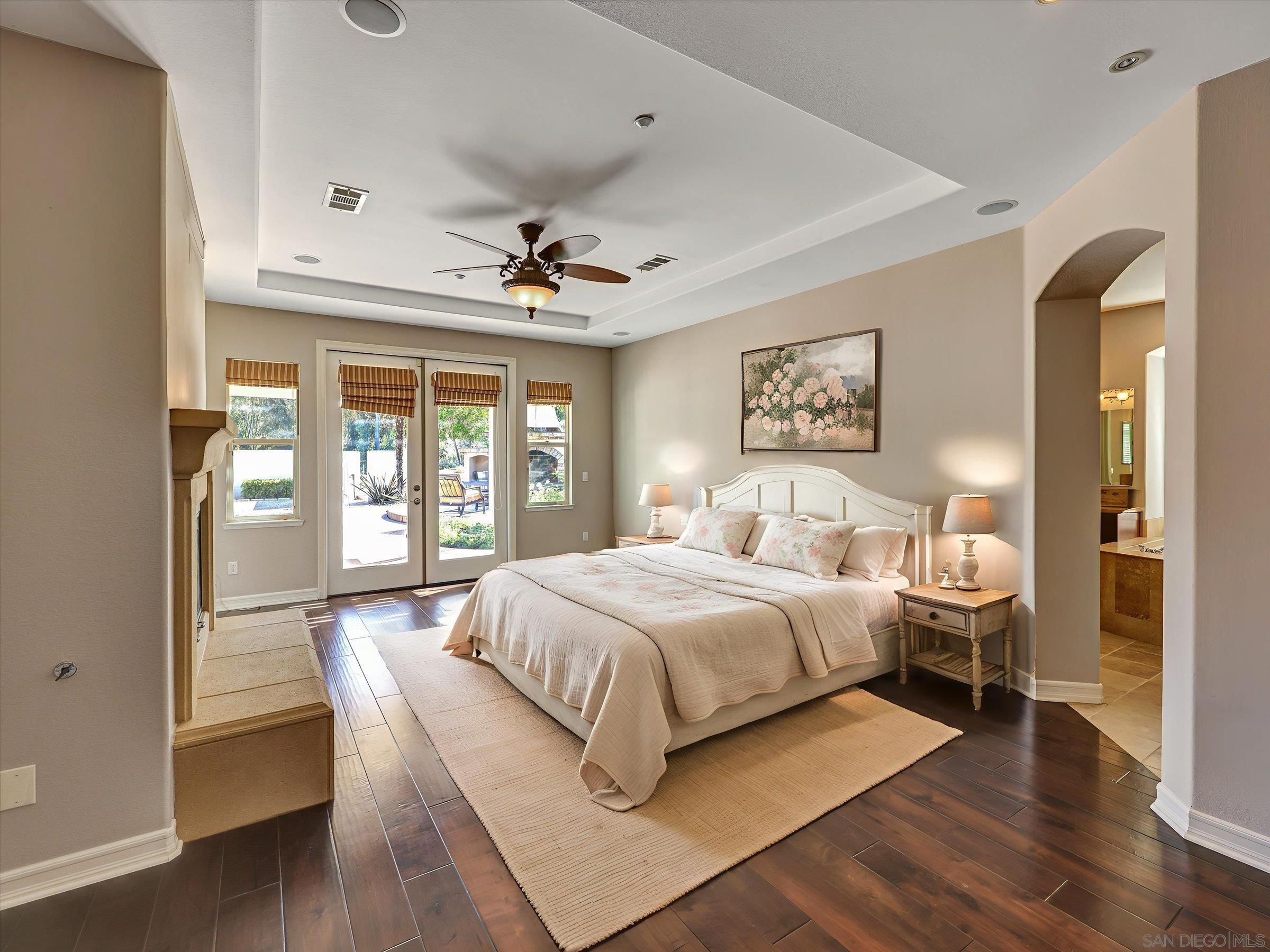 Detail Gallery Image 21 of 56 For 25440  Rue Lausanne, Escondido,  CA 92026 - 5 Beds | 3/1 Baths