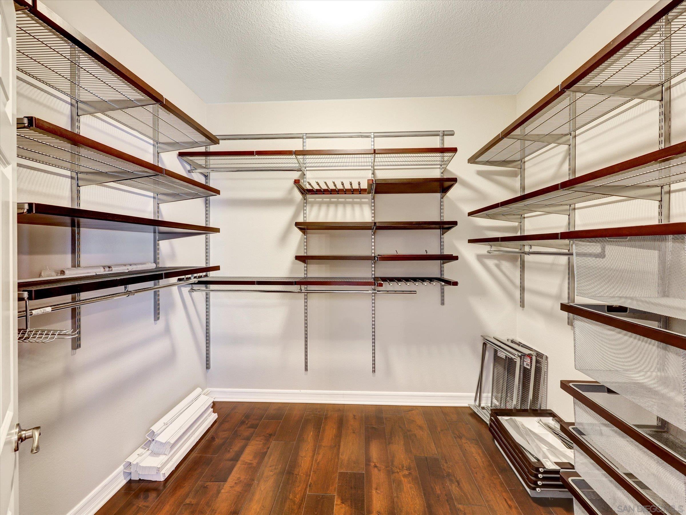 Detail Gallery Image 27 of 56 For 25440  Rue Lausanne, Escondido,  CA 92026 - 5 Beds | 3/1 Baths