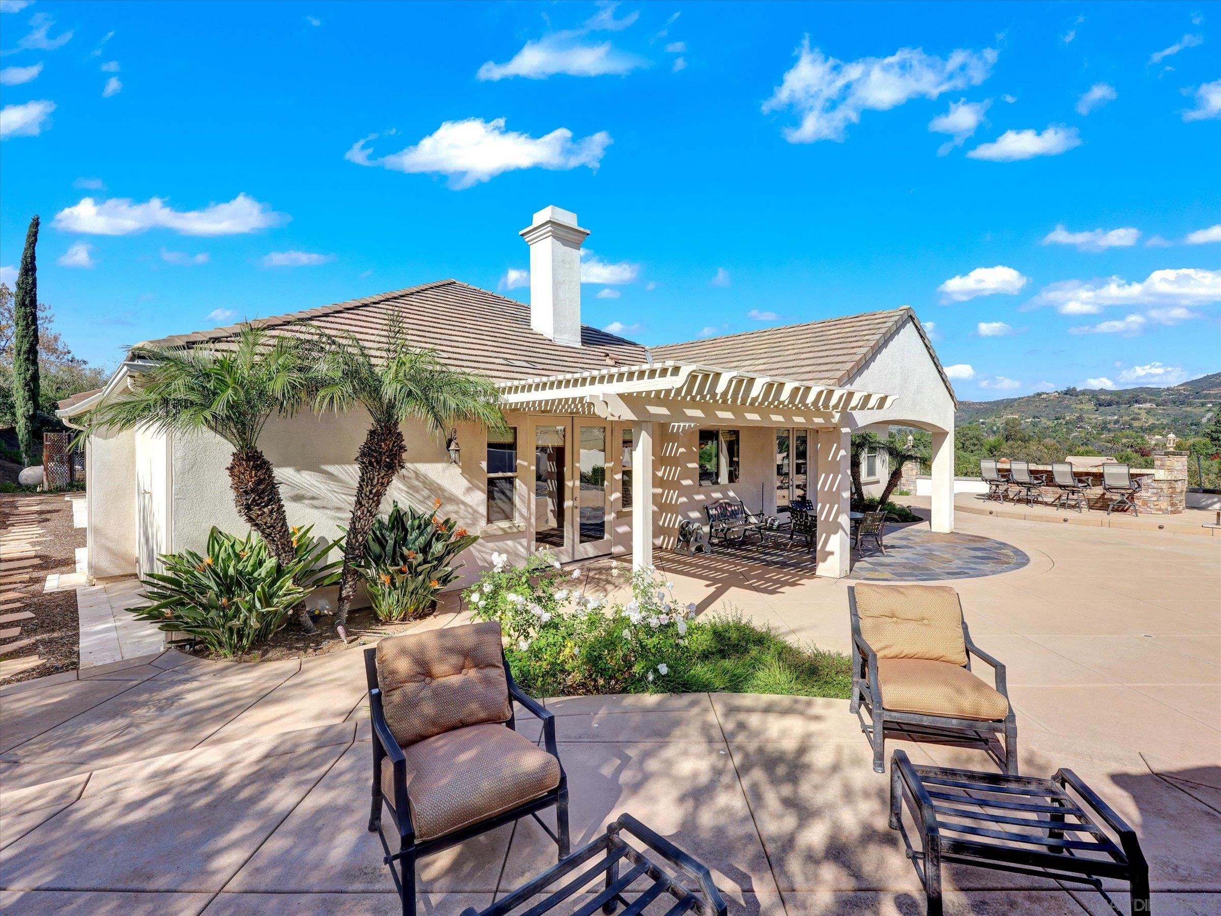 Detail Gallery Image 41 of 56 For 25440  Rue Lausanne, Escondido,  CA 92026 - 5 Beds | 3/1 Baths