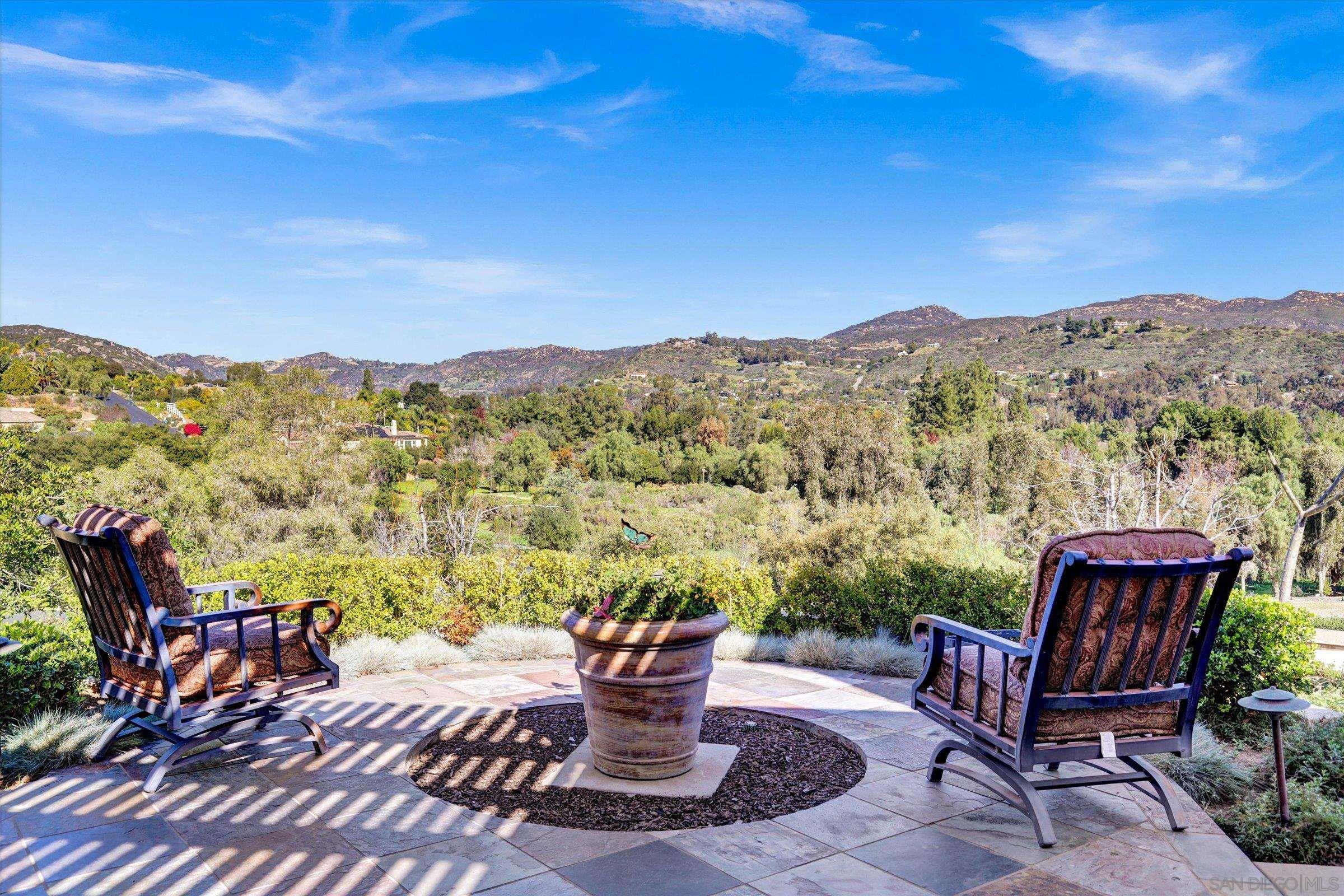 Detail Gallery Image 46 of 56 For 25440  Rue Lausanne, Escondido,  CA 92026 - 5 Beds | 3/1 Baths