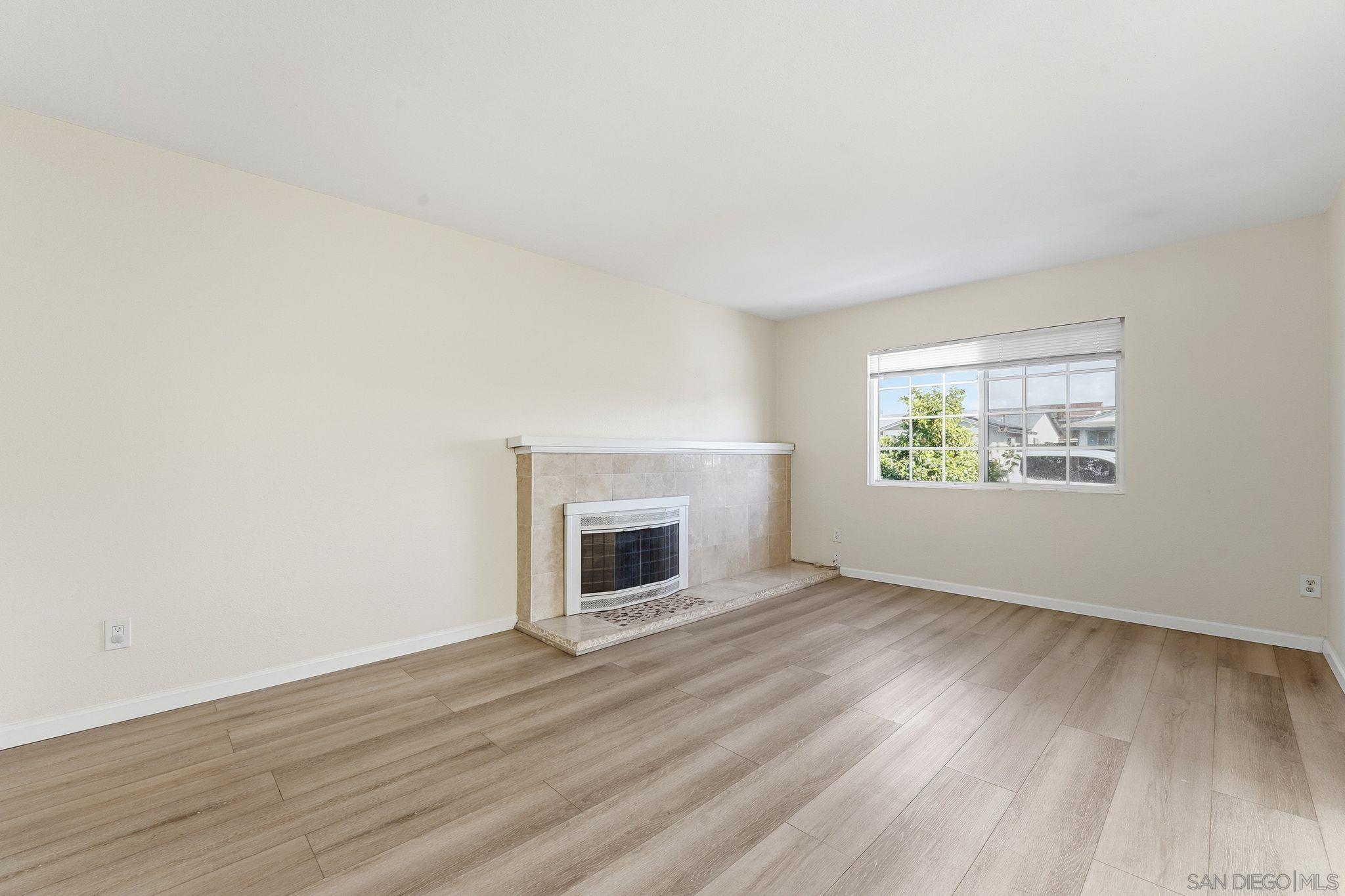 Detail Gallery Image 4 of 46 For 1614  Bubbling Well Drive, San Diego,  CA 92154 - 5 Beds | 3 Baths