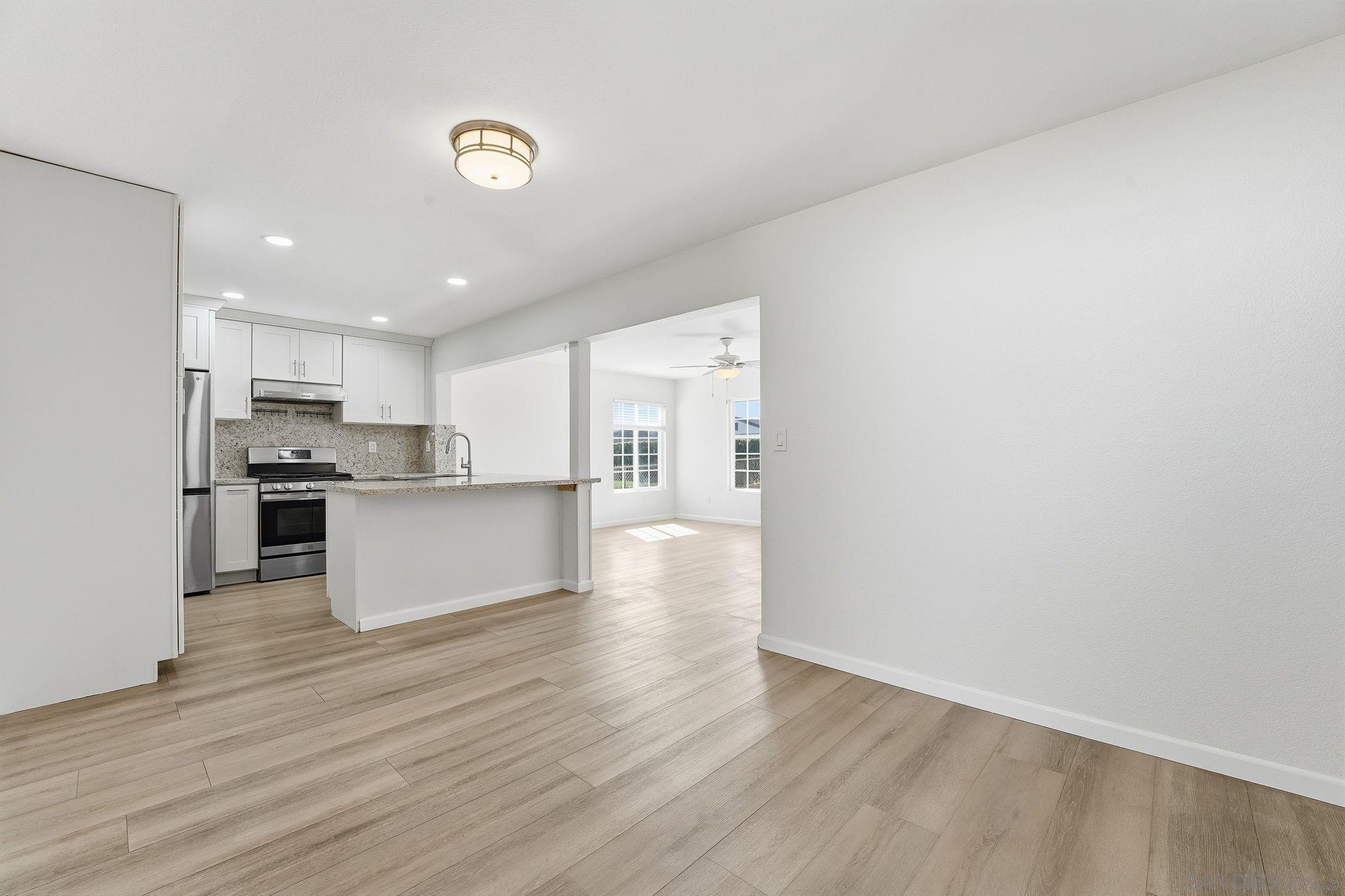 Detail Gallery Image 8 of 46 For 1614  Bubbling Well Drive, San Diego,  CA 92154 - 5 Beds | 3 Baths