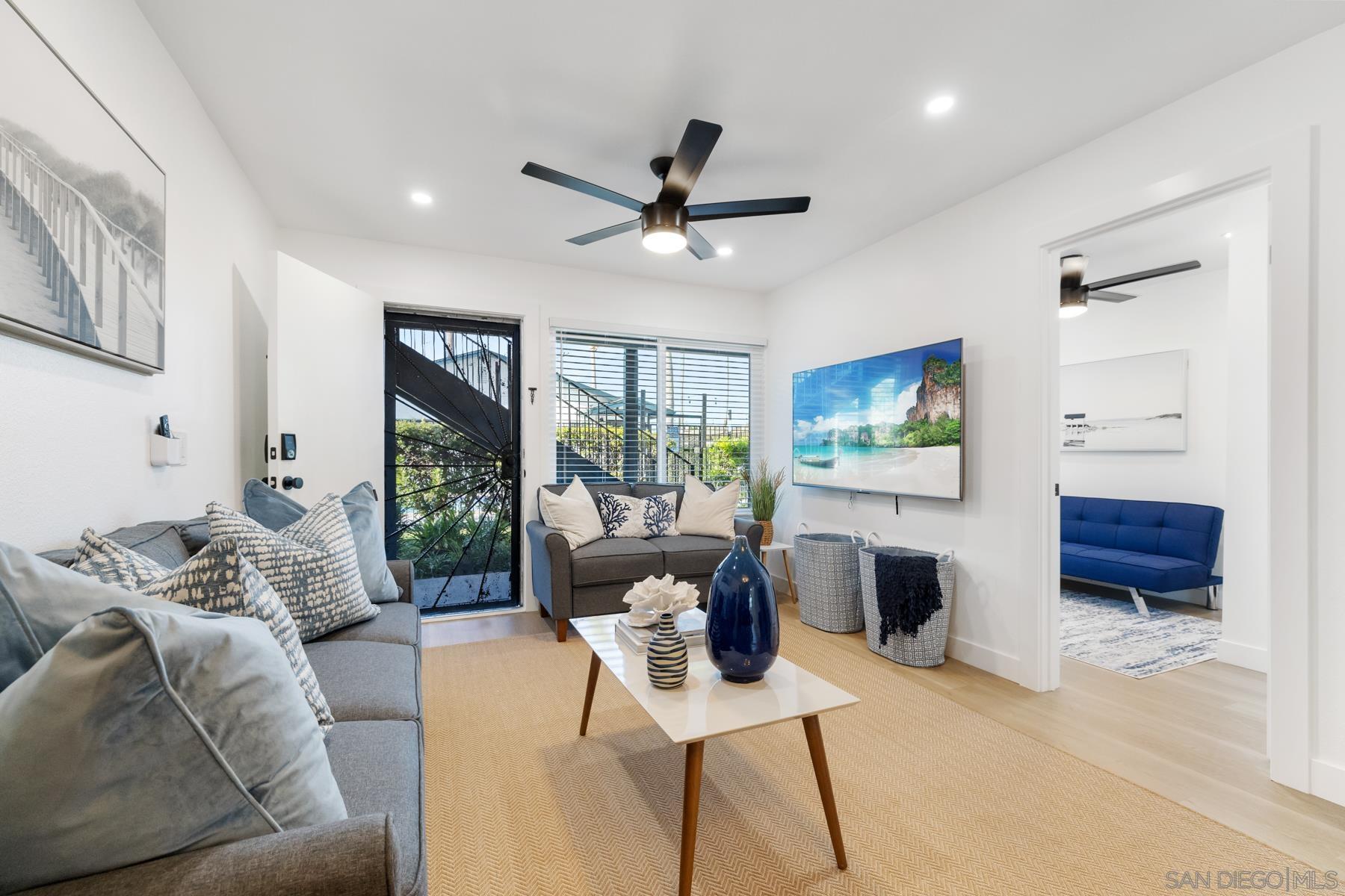 Detail Gallery Image 10 of 15 For 1147  Grove Avenue, Imperial Beach,  CA 91932 - – Beds | – Baths