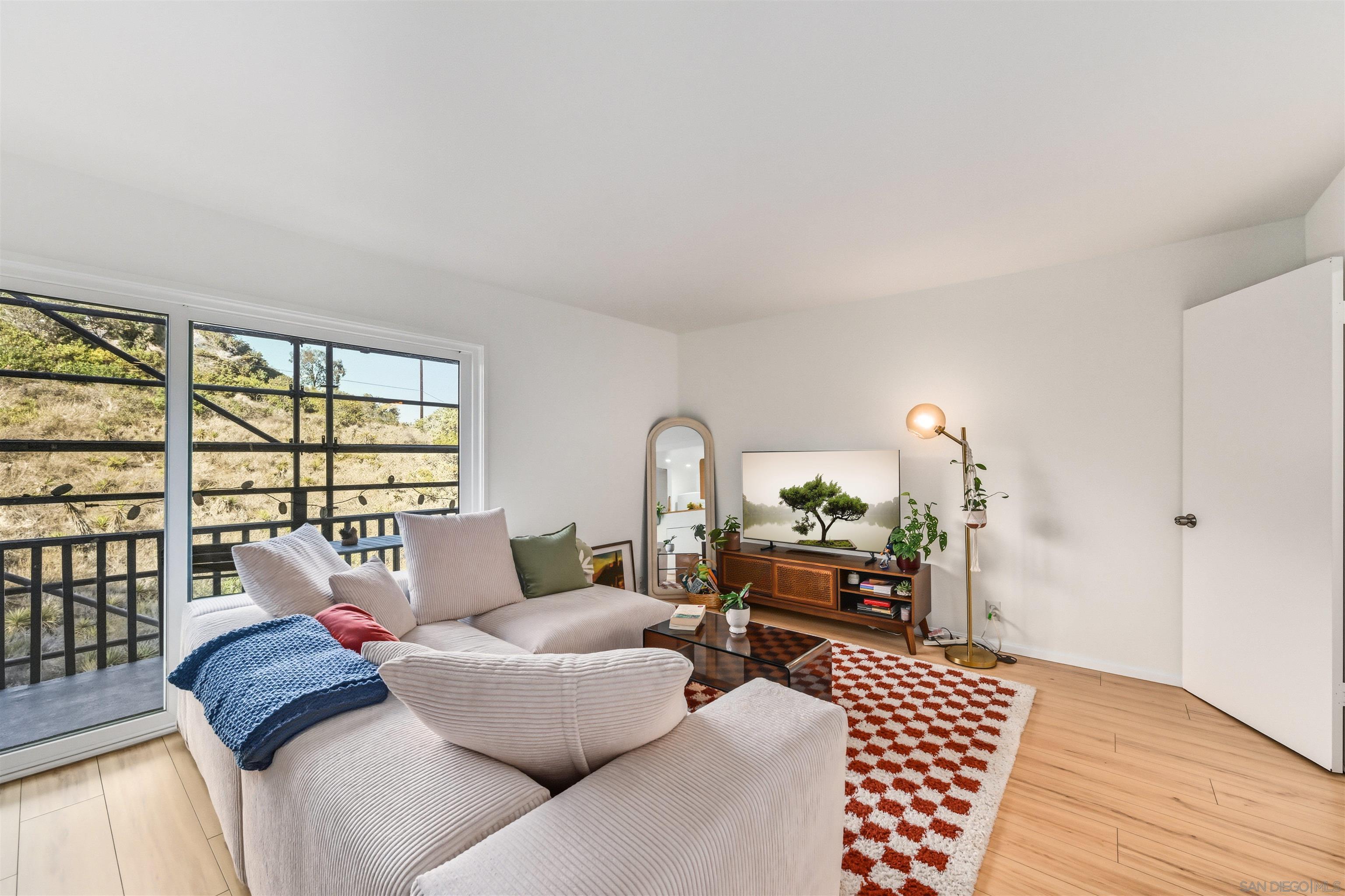 Detail Gallery Image 2 of 17 For 1291  34th St  #23,  San Diego,  CA 92102 - 1 Beds | 1 Baths