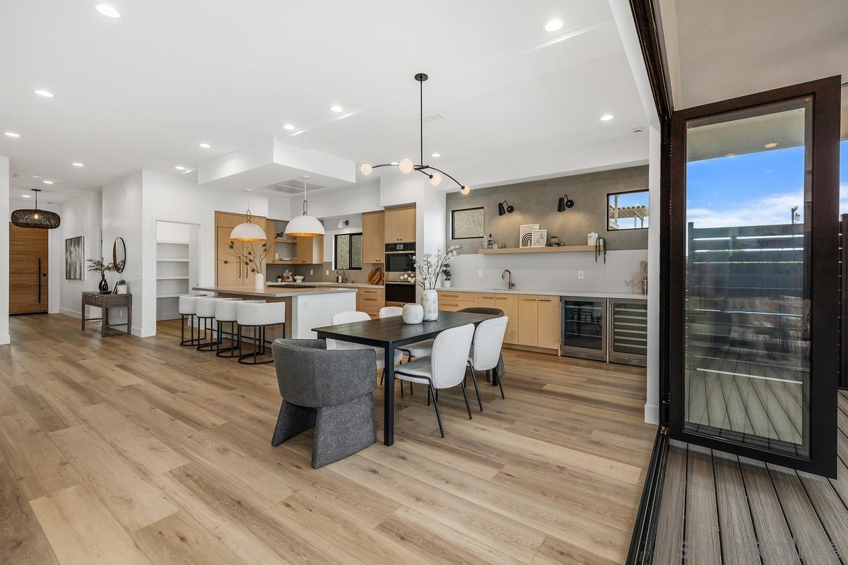 Detail Gallery Image 10 of 36 For 1826  Galveston St, San Diego,  CA 92110 - 4 Beds | 3 Baths