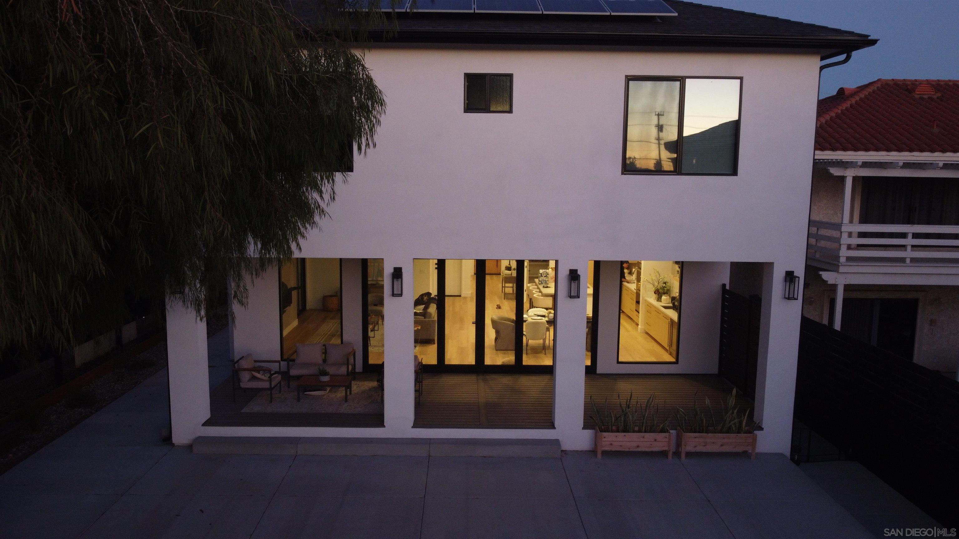 Detail Gallery Image 34 of 36 For 1826  Galveston St, San Diego,  CA 92110 - 4 Beds | 3 Baths