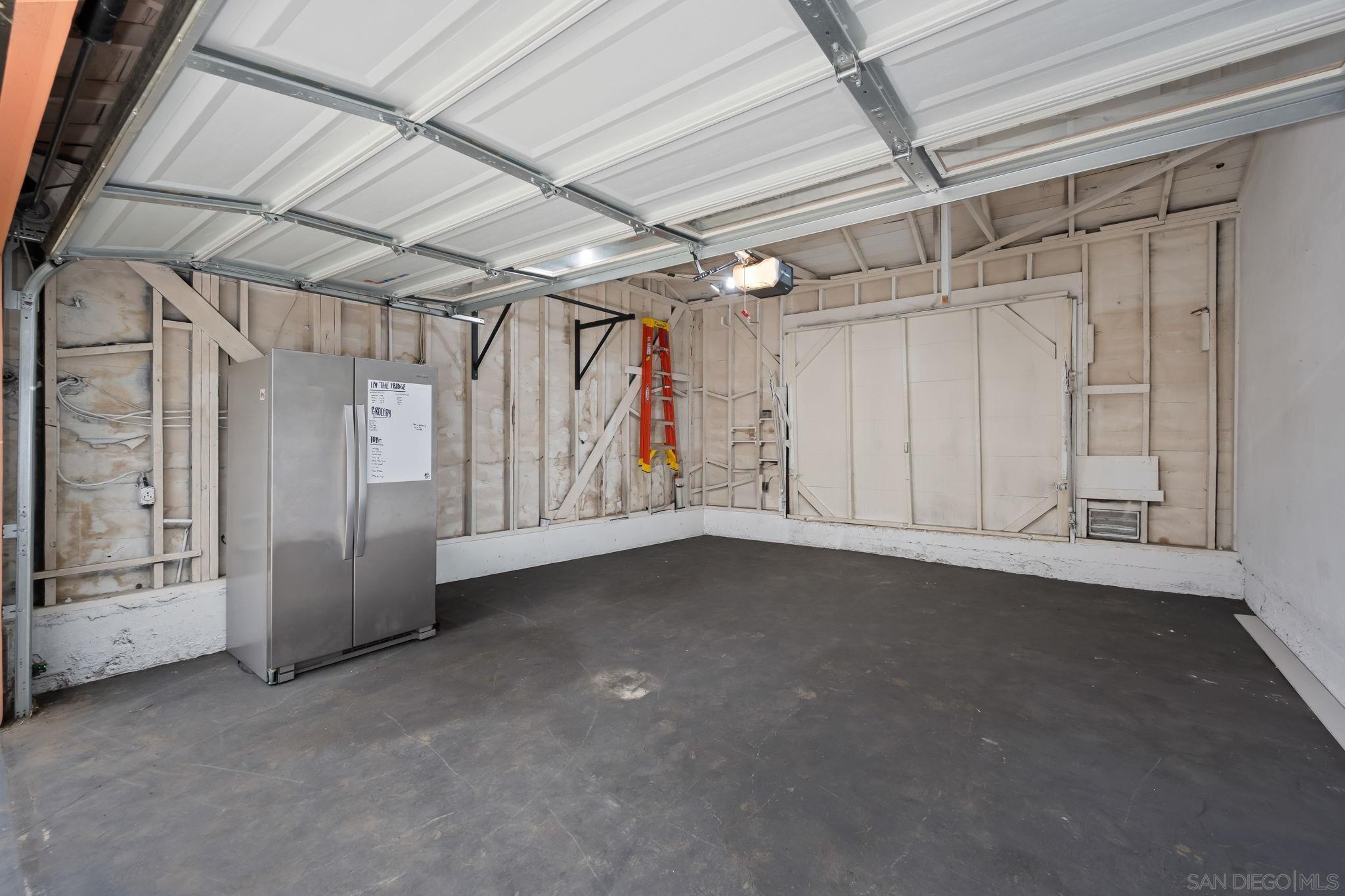 Detail Gallery Image 23 of 31 For 1968  Parrot St, San Diego,  CA 92105 - 2 Beds | 1 Baths