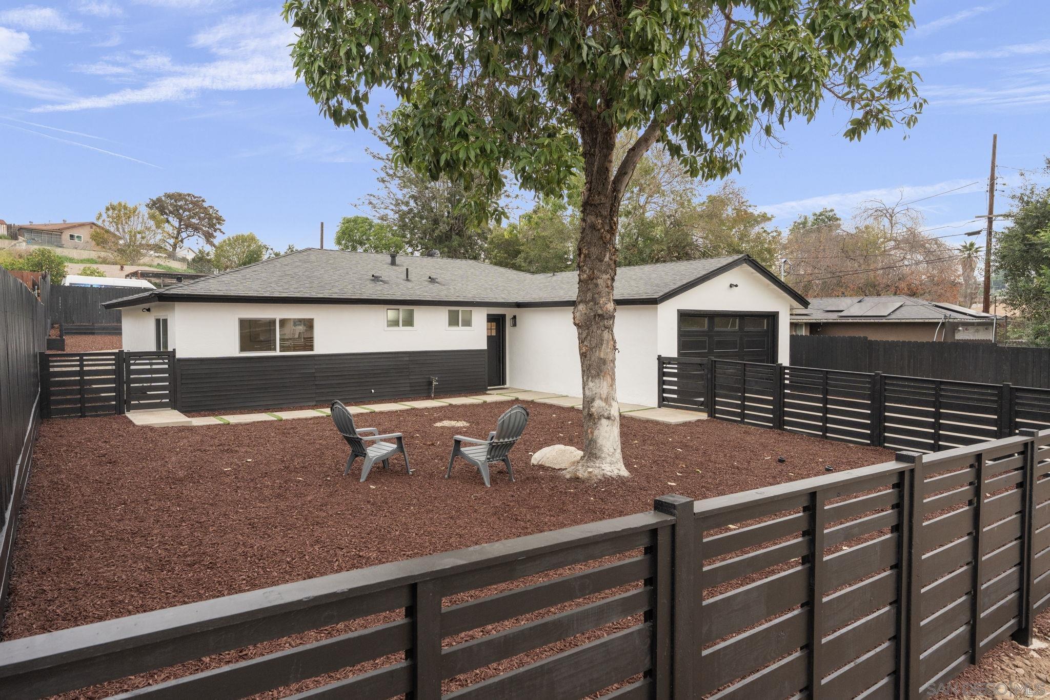 Front Image Thumbnail for SD260003995