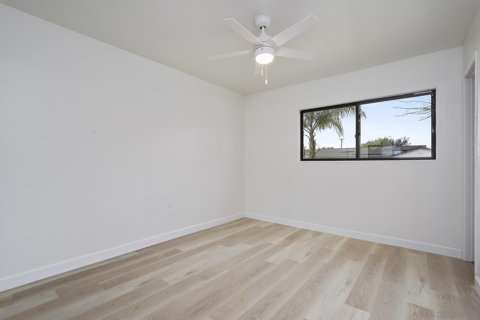 Detail Gallery Image 13 of 25 For 9213  Fenway Rd, Santee,  CA 92071 - 4 Beds | 2 Baths